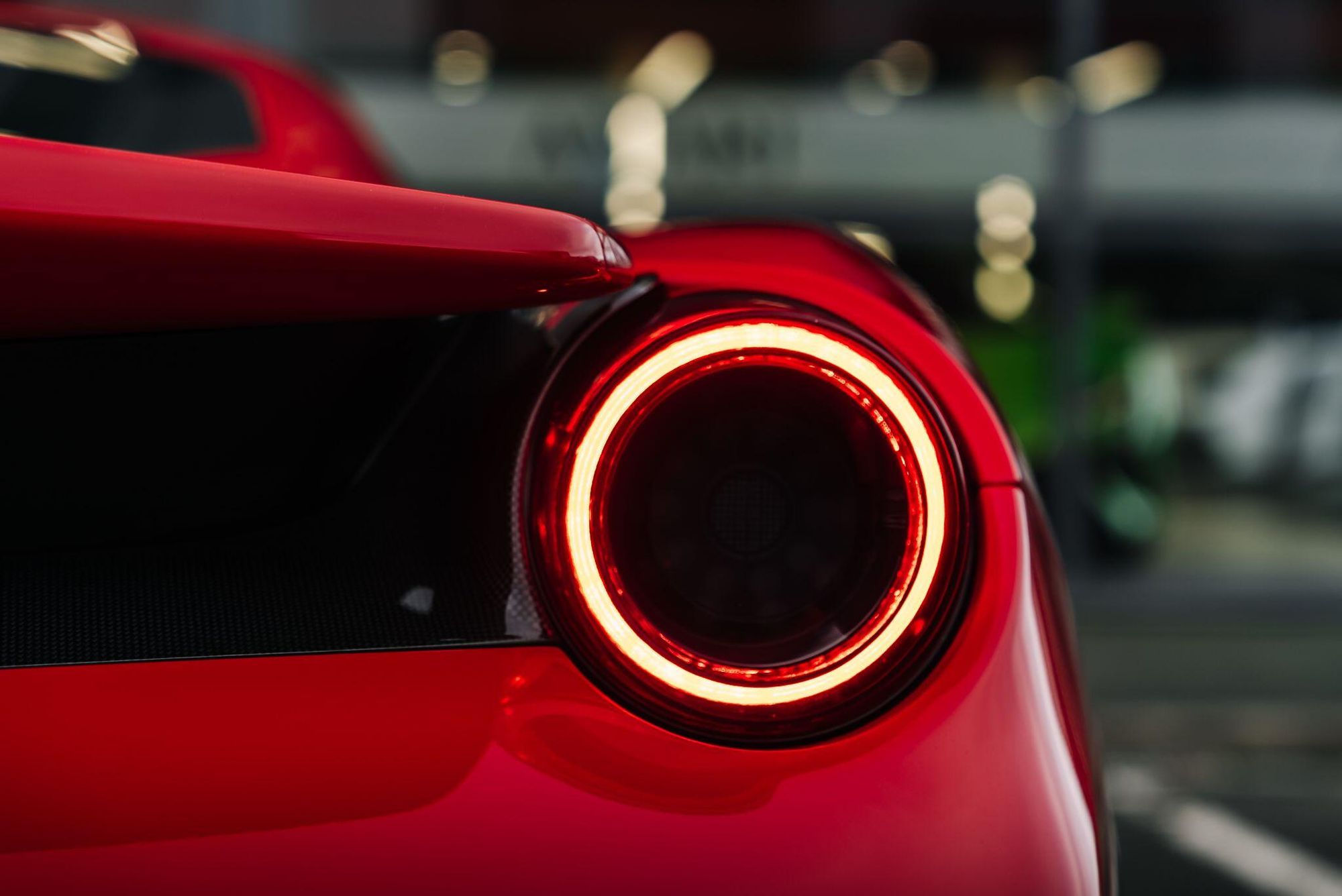 FERRARI 488 PISTA COUPE 2dr Auto for sale UK - Slide 10