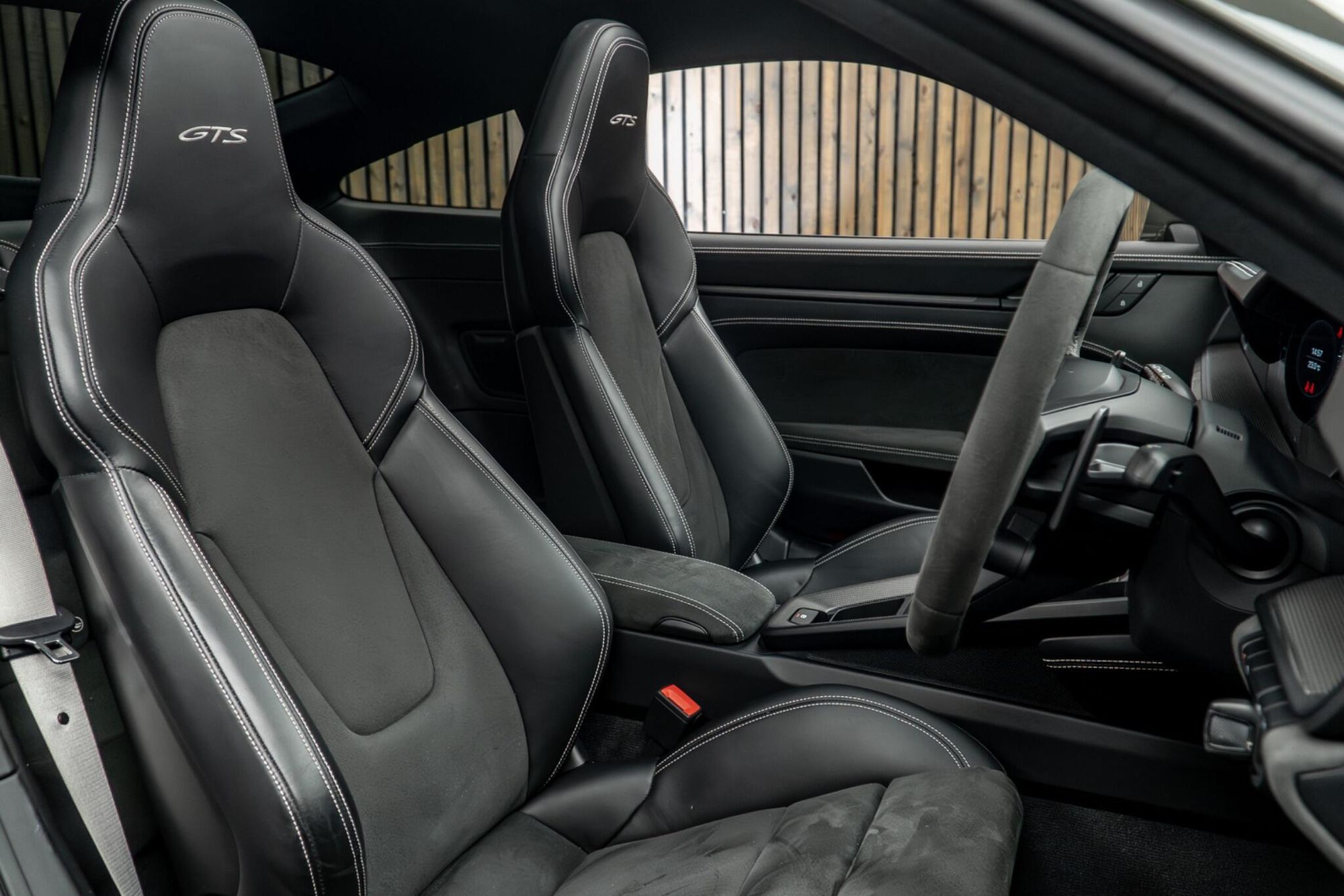 PORSCHE 911 [992] CARRERA COUPE GTS 2dr PDK for sale UK - Slide 2
