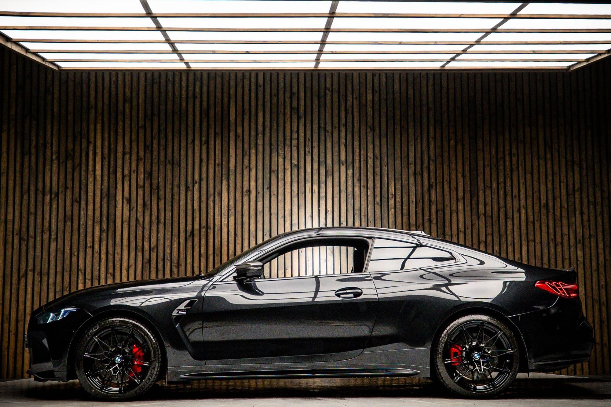 BMW M4 COUPE M4 xDrive 530 Competition M 2dr Step Auto for sale UK - Slide 7