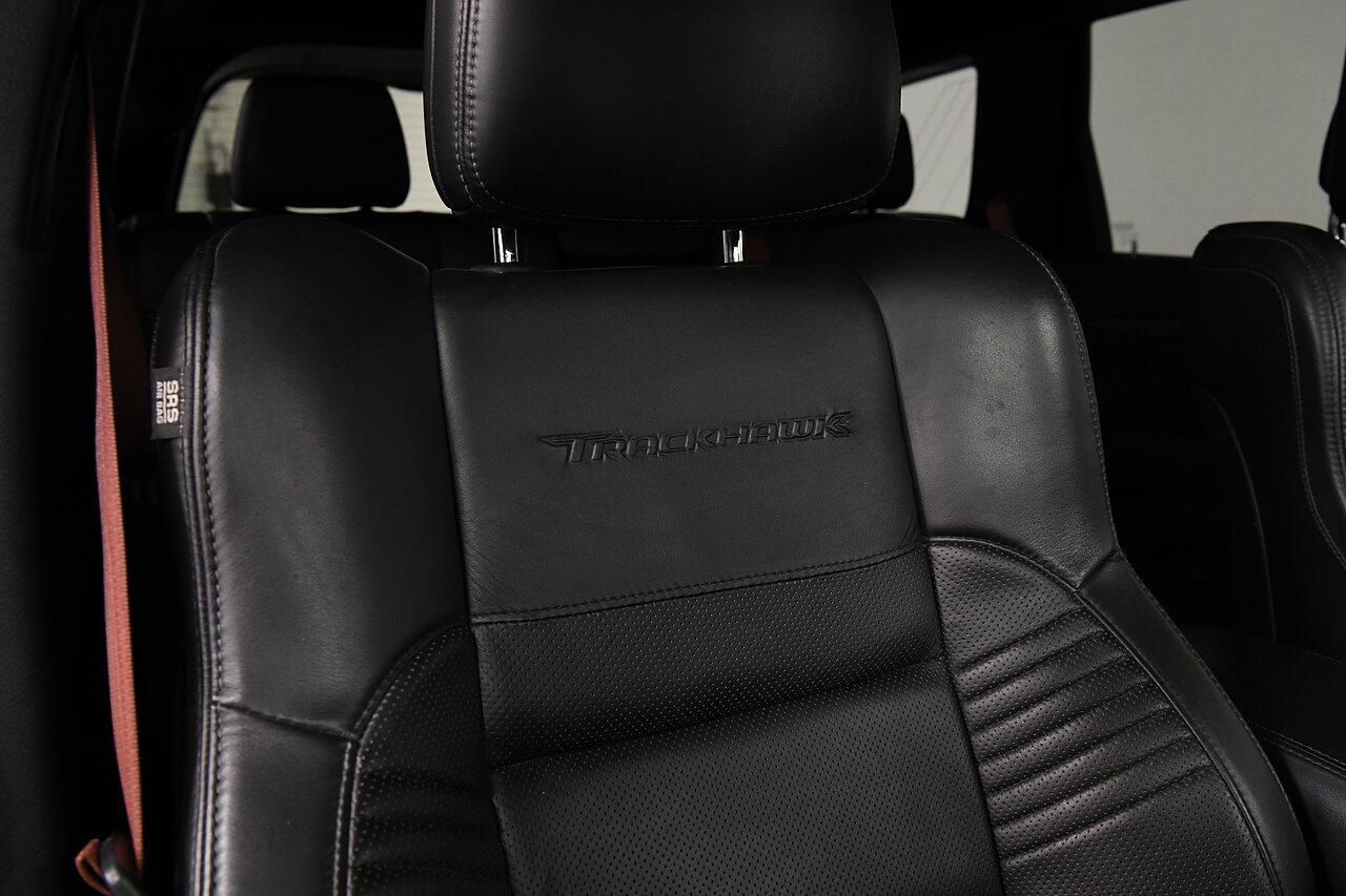 JEEP GRAND CHEROKEE SW SPECIAL EDITION 6.2 V8 HEMI Supercharged Trackhawk 5dr Auto for sale UK - Slide 9