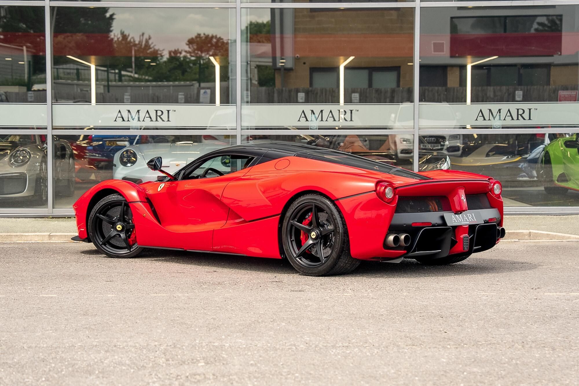 FERRARI LAFERRARI for sale UK - Slide 2