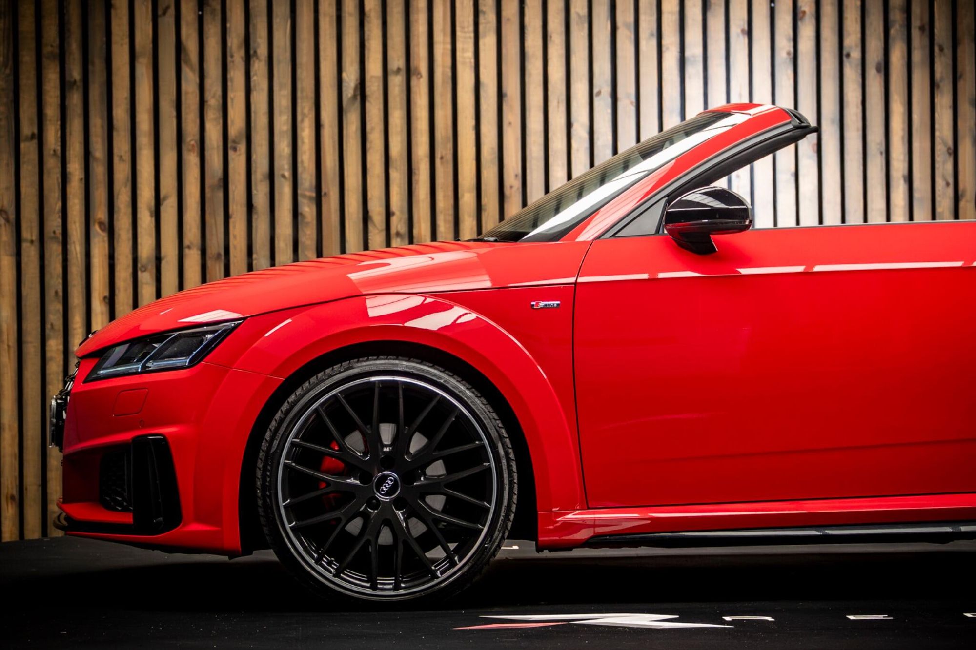 AUDI TT ROADSTER 40 TFSI Final Edition 2dr S Tronic for sale UK - Slide 9
