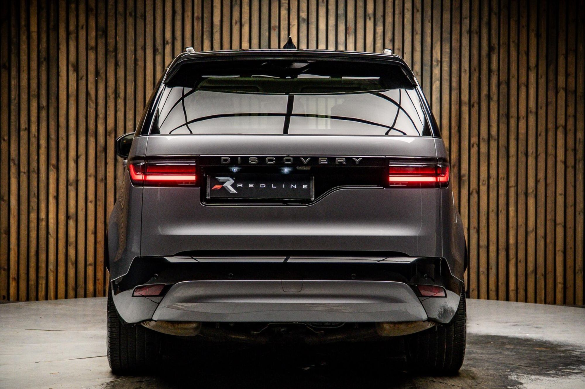 LAND ROVER DISCOVERY DIESEL SW 3.0 D350 Dynamic HSE 5dr Auto for sale UK - Slide 6