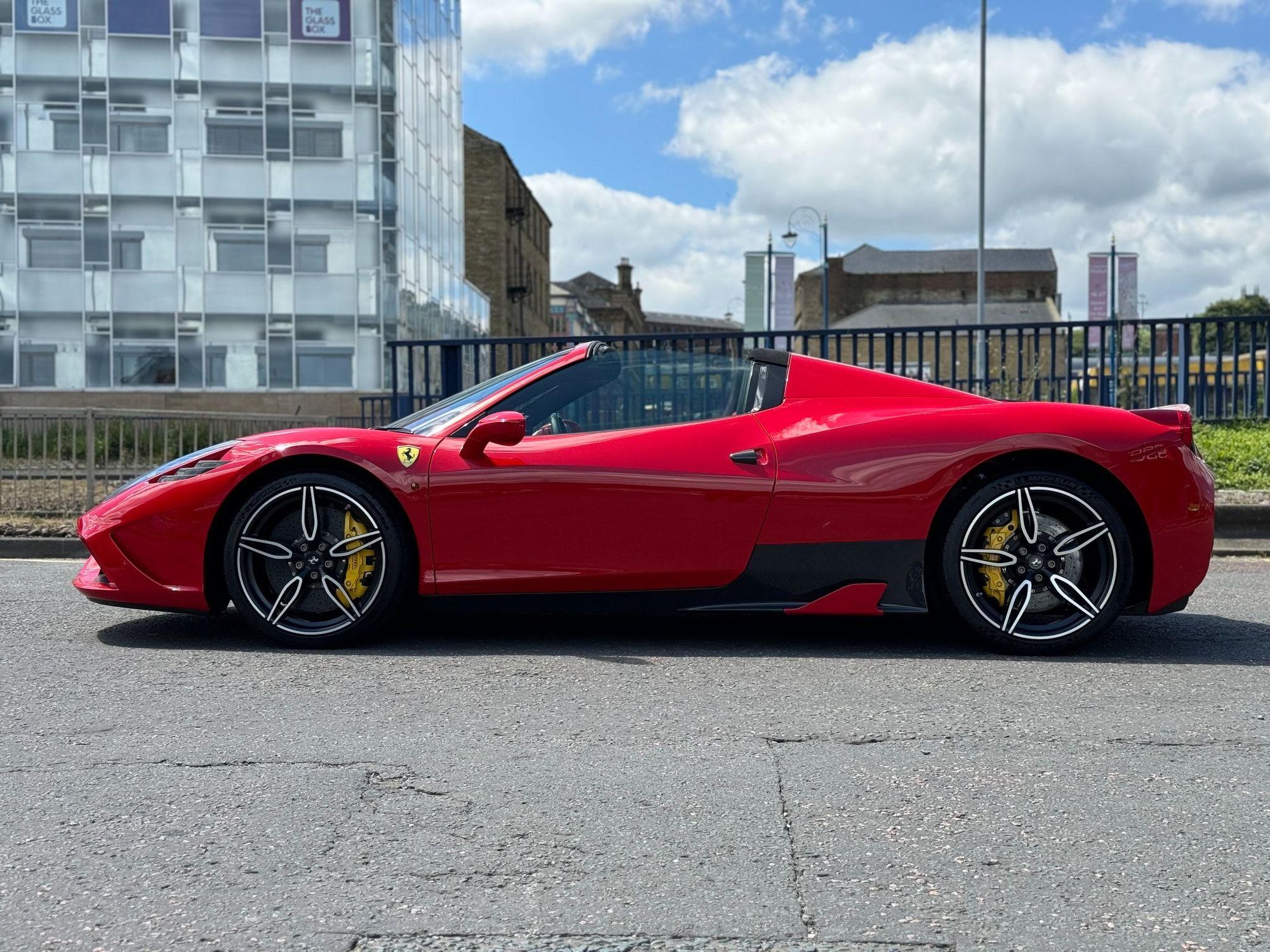 FERRARI 458 CONVERTIBLE Spider 2dr Auto [HELE] for sale UK - Slide 9