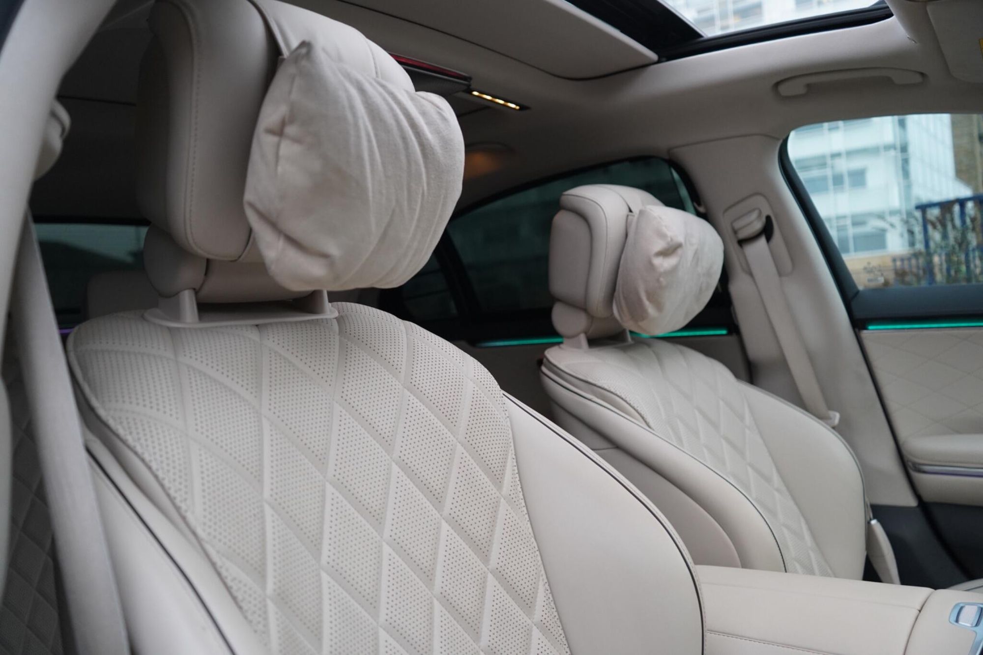 MERCEDES-BENZ S CLASS DIESEL SALOON S350d L AMG Line Premium Plus 4dr 9G-Tronic for sale UK - Slide 3