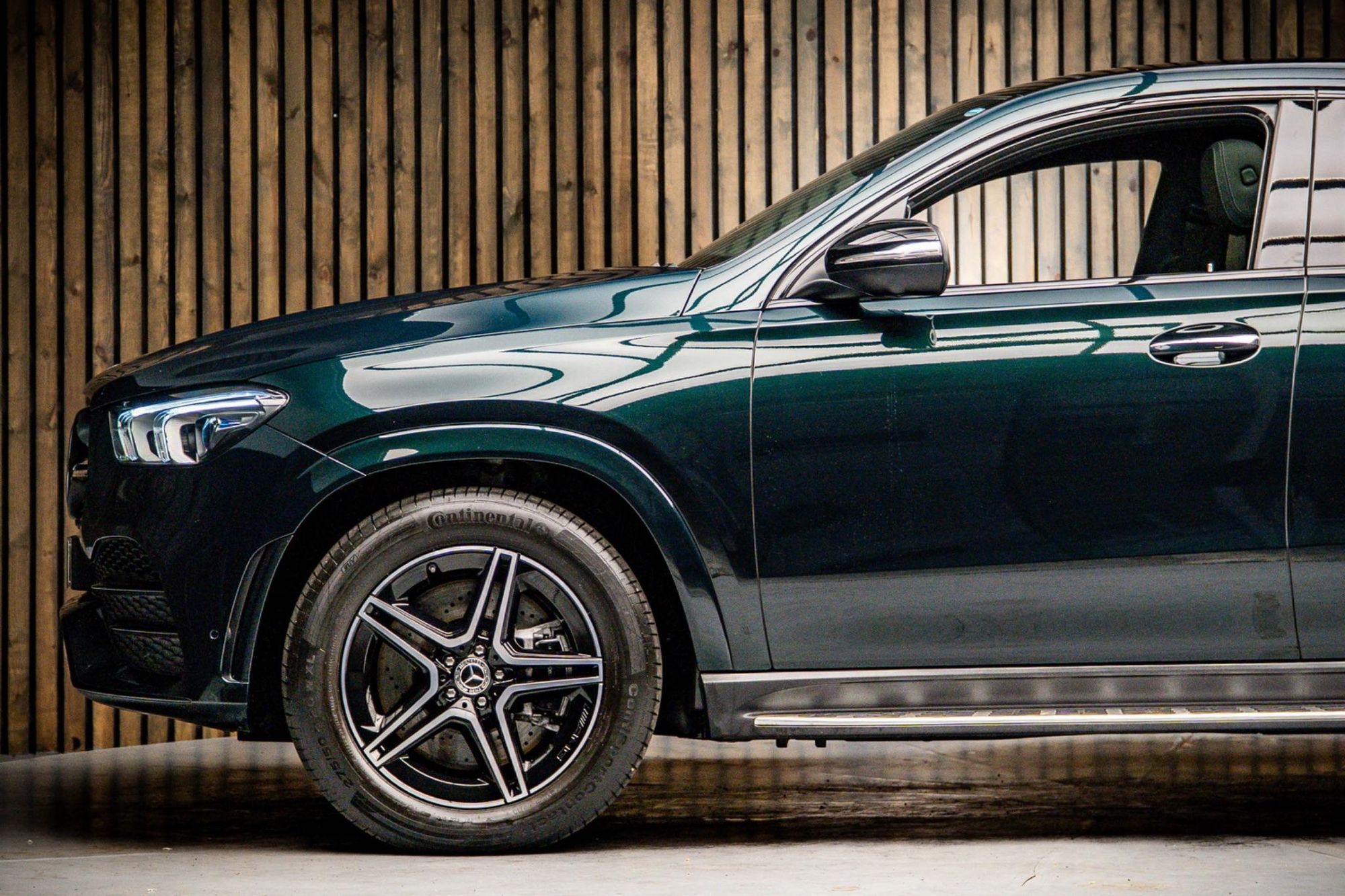 MERCEDES-BENZ GLE COUPE GLE DIESEL COUPE GLE 400d 4Matic AMG Line Premium + 5dr 9G-Tronic for sale UK - Slide 9