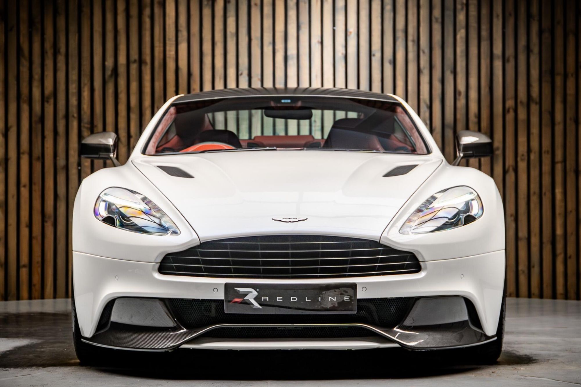 ASTON MARTIN VANQUISH COUPE V12 2+0 2dr Touchtronic Auto for sale UK - Slide 5
