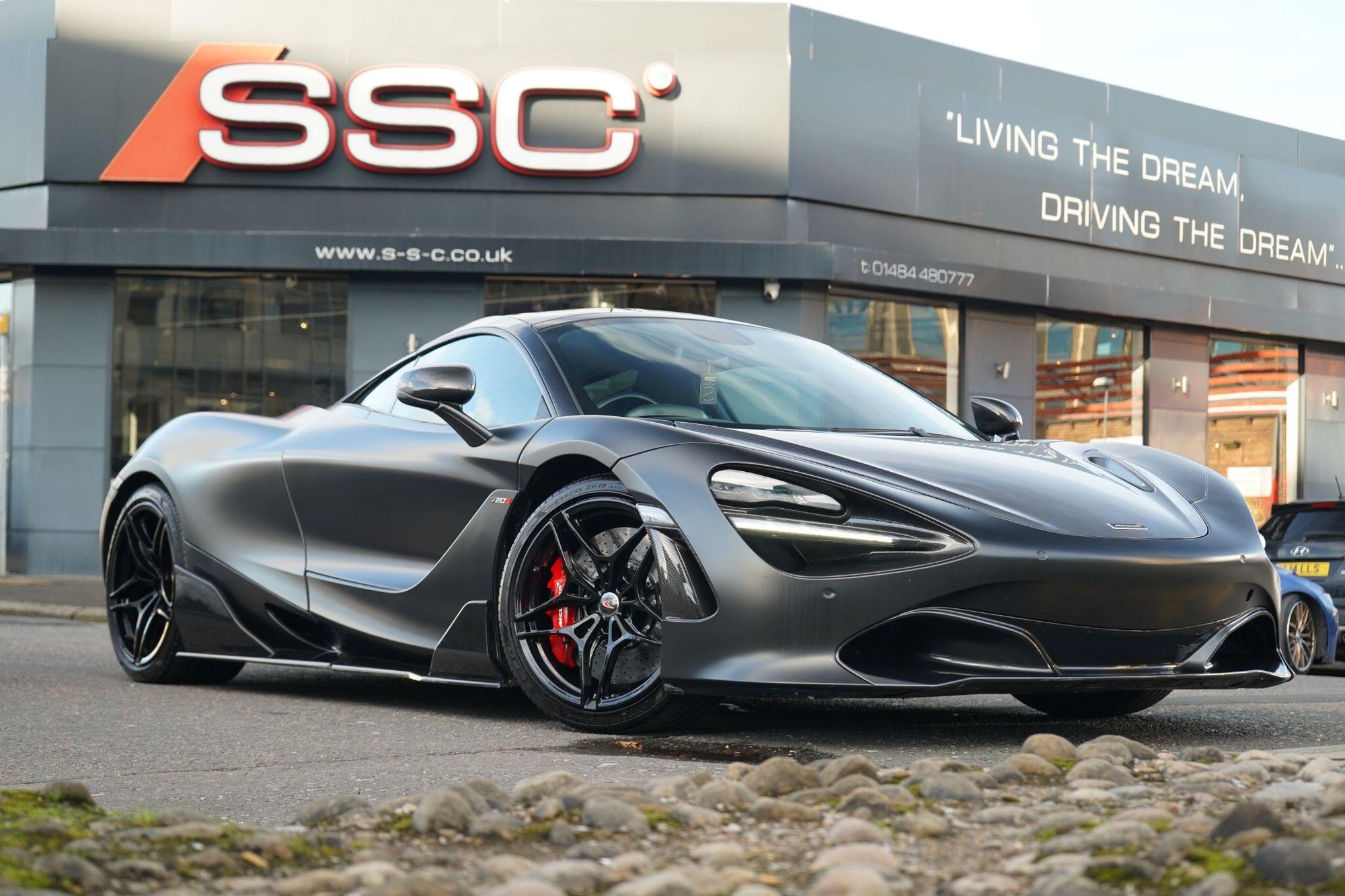 MCLAREN 720 S COUPE V8 Performance 2dr SSG Auto for sale UK - Slide 4