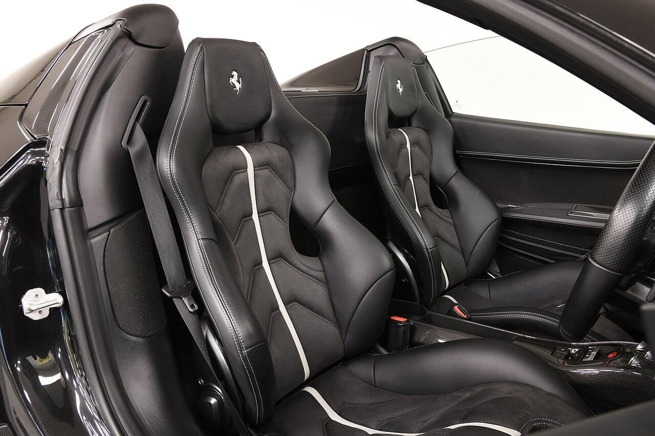 FERRARI 458 CONVERTIBLE Spider 2dr Auto for sale UK - Slide 8