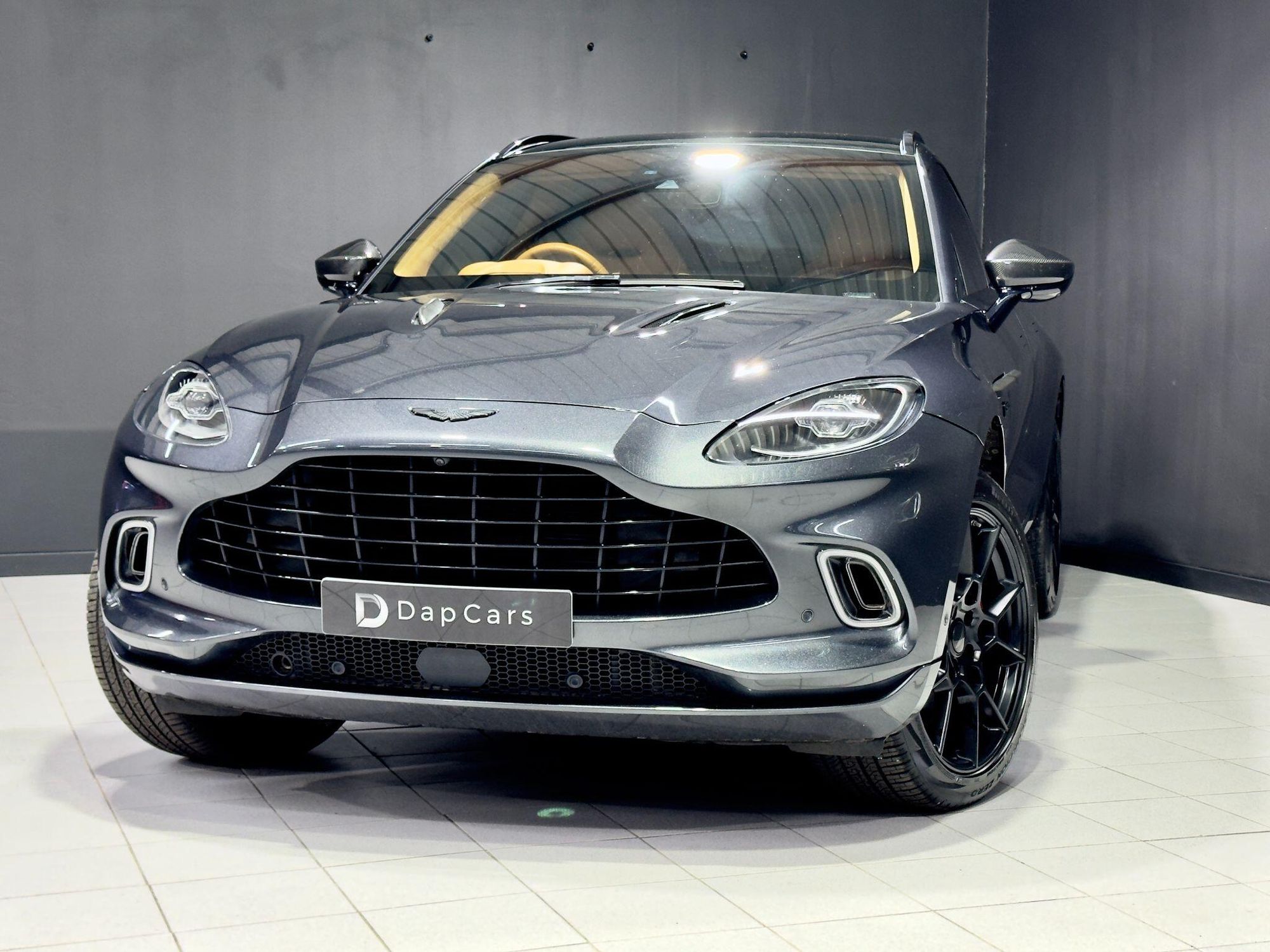 ASTON MARTIN DBX ESTATE V8 DBX707 5dr Touchtronic for sale UK - Slide 2