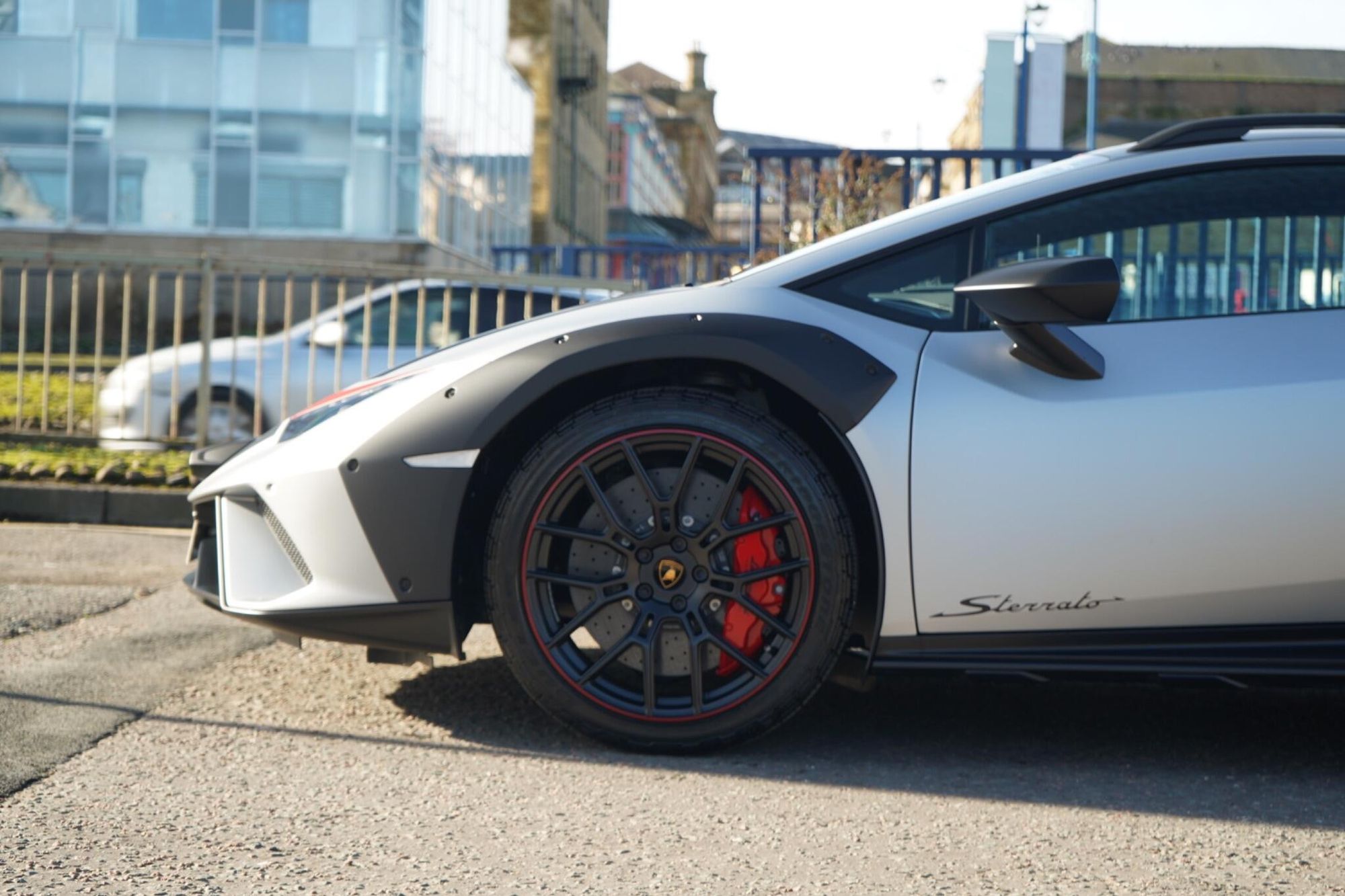LAMBORGHINI HURACAN EVO COUPE 5.2 V10 610 Sterrato 2dr Auto AWD for sale UK - Slide 9