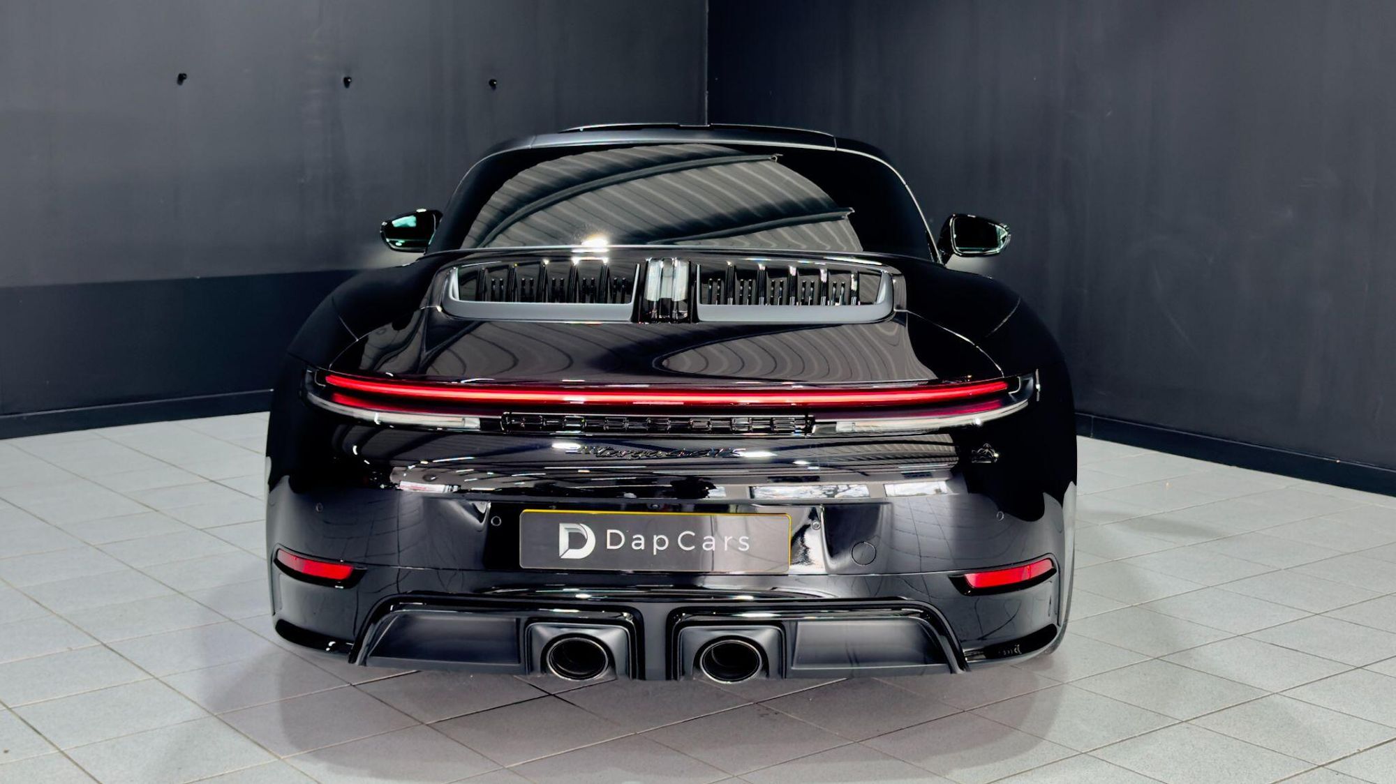 PORSCHE 911 [992] TARGA 4 GTS t-Hybrid 2dr PDK for sale UK - Slide 4