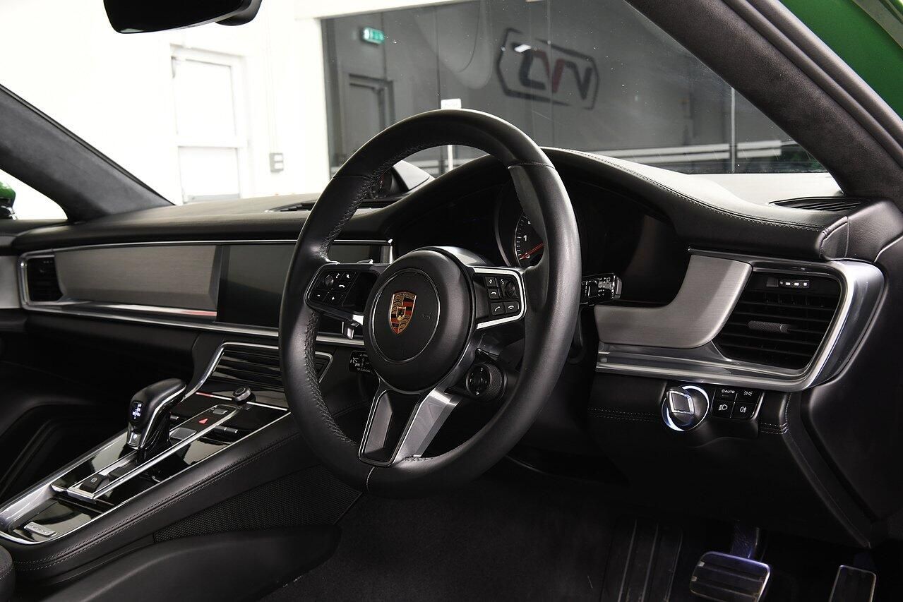 PORSCHE PANAMERA HATCHBACK 4.0 V8 Turbo GTS 5dr PDK for sale UK - Slide 5