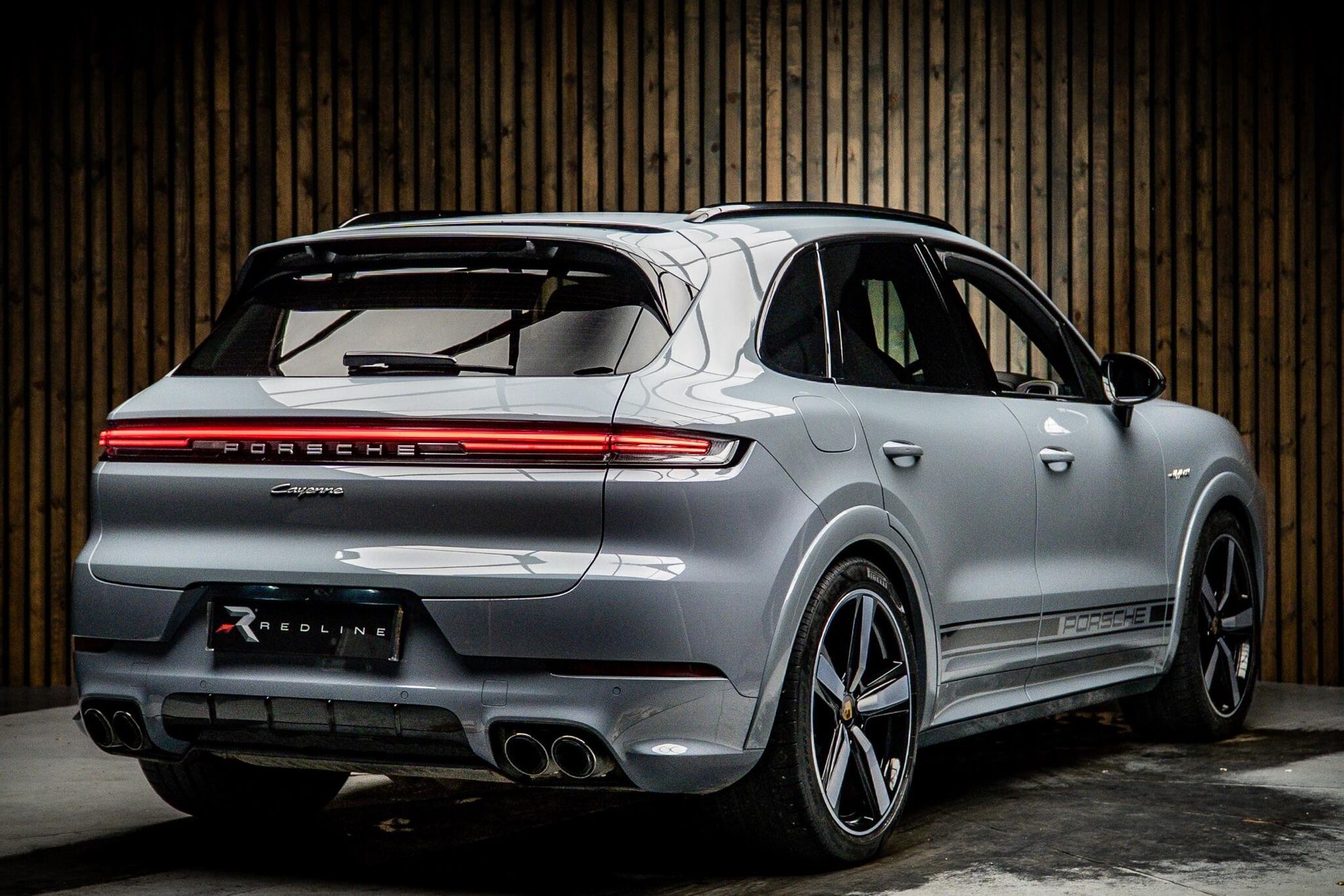 PORSCHE CAYENNE ESTATE E-Hybrid 5dr Tiptronic S for sale UK - Slide 4