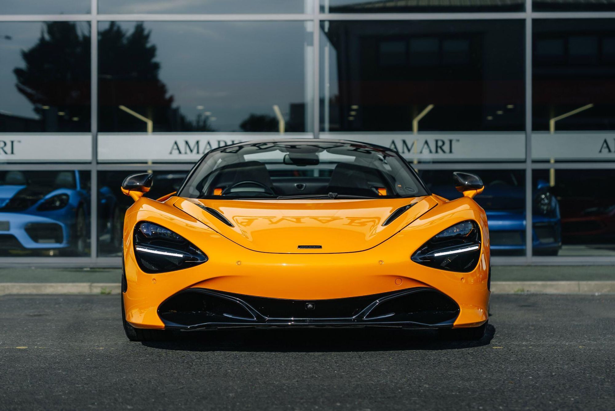 MCLAREN 720 S SPIDER V8 2dr SSG Auto for sale UK - Slide 6