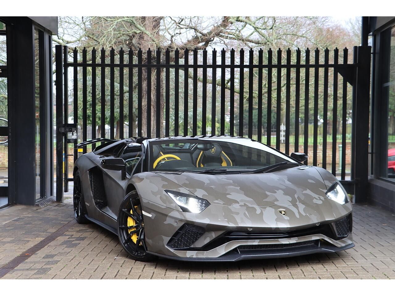 LAMBORGHINI AVENTADOR ROADSTER LP 740-4 S 2dr ISR for sale UK