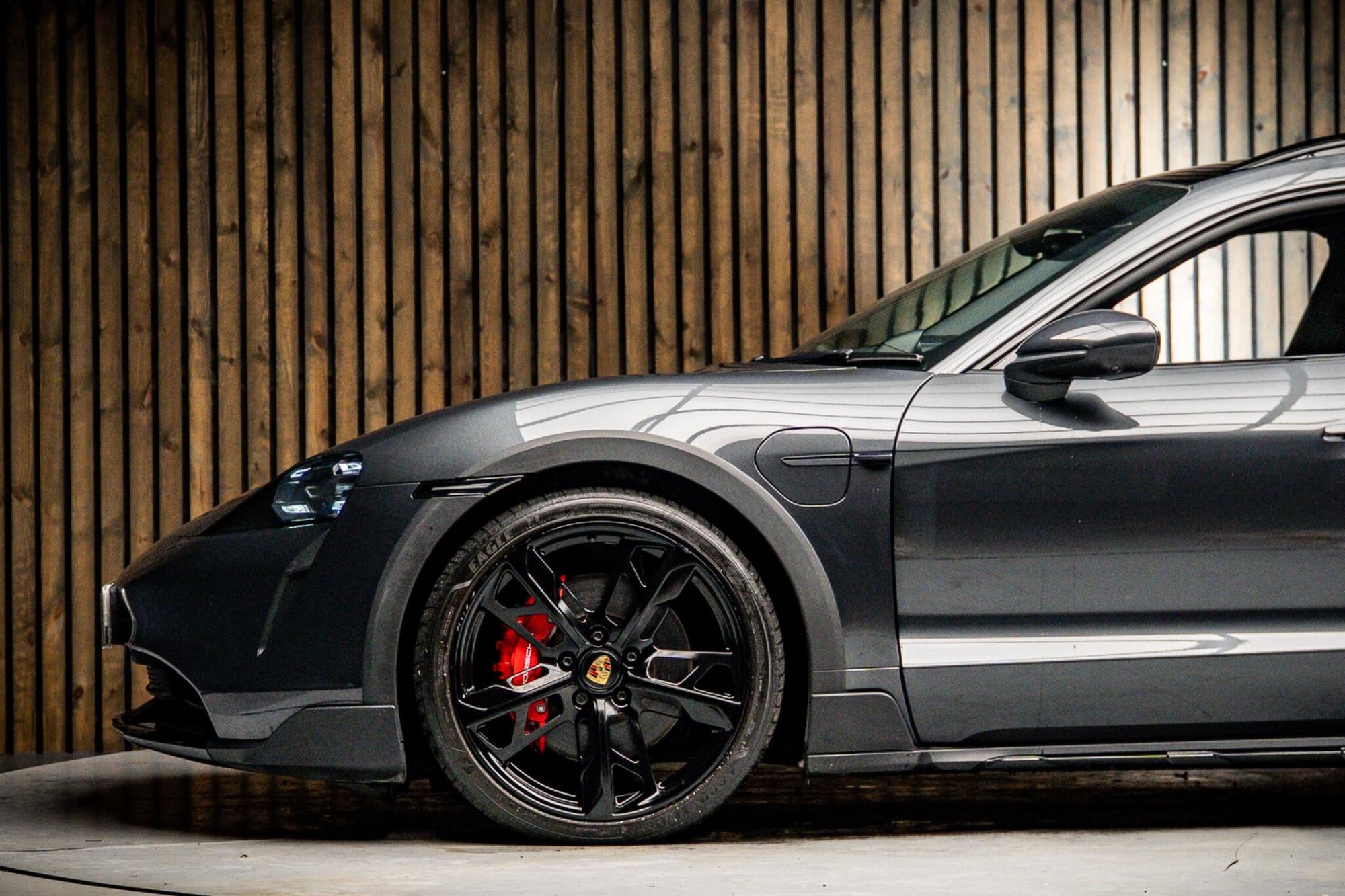 PORSCHE TAYCAN CROSS TURISMO 420kW 4S 93kWh 5dr Auto for sale UK - Slide 9