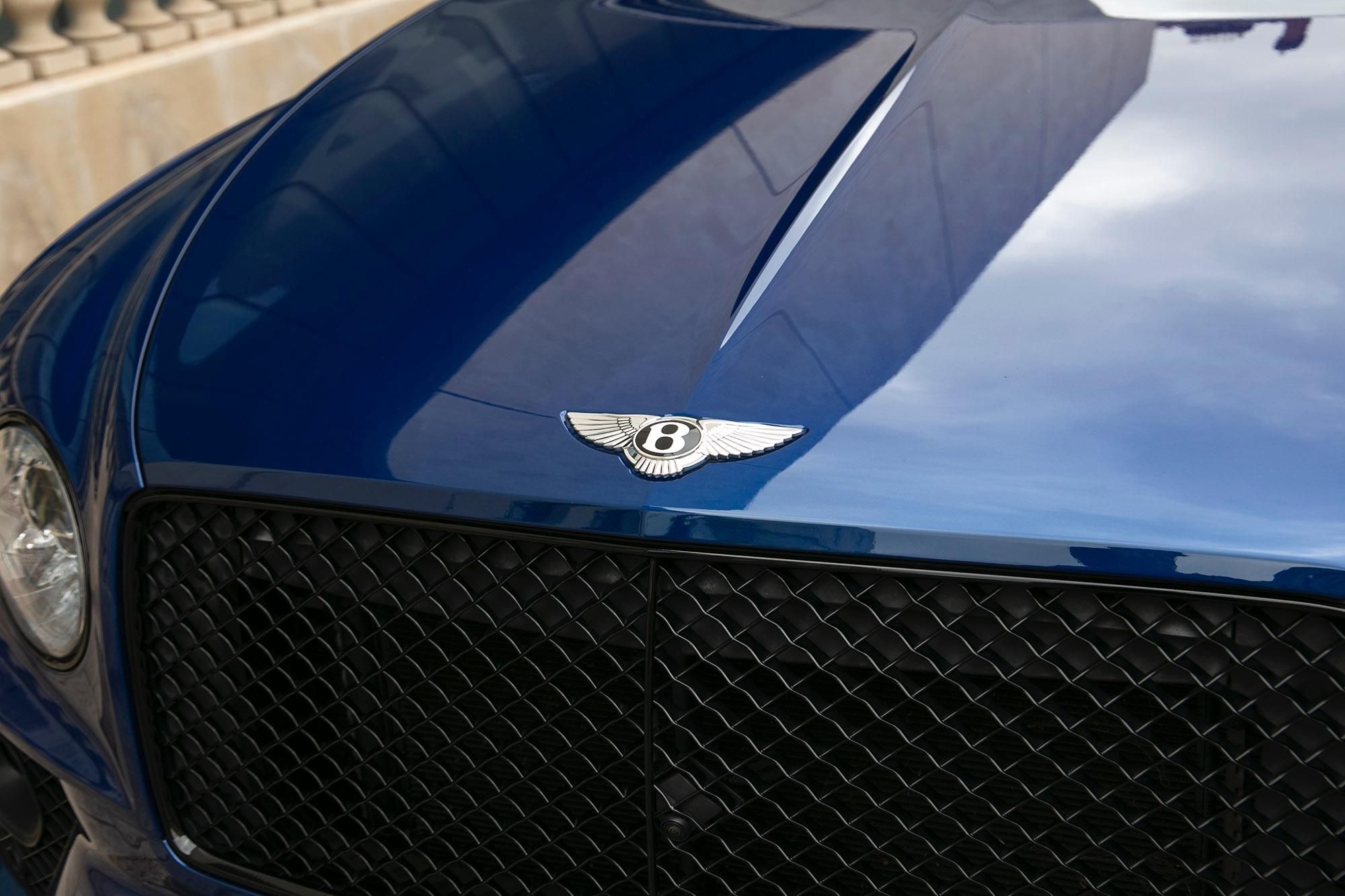 BENTLEY BENTAYGA ESTATE SPECIAL EDITION 4.0 V8 First Edition 5dr Auto for sale UK - Slide 5