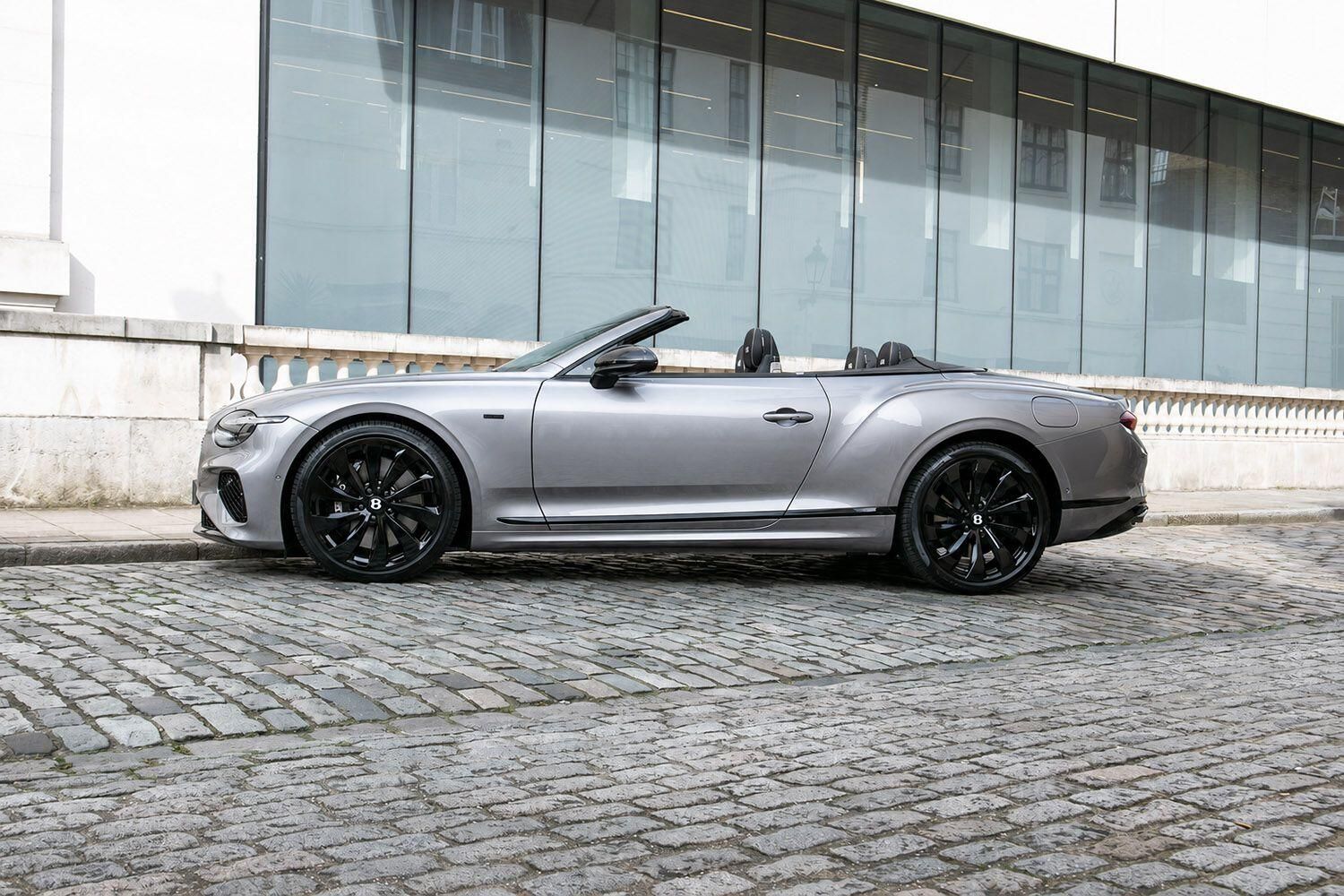 BENTLEY CONTINENTAL GTC CONVERTIBLE 4.0 V8 Hybrid Black Edition 2dr Auto for sale UK - Slide 8