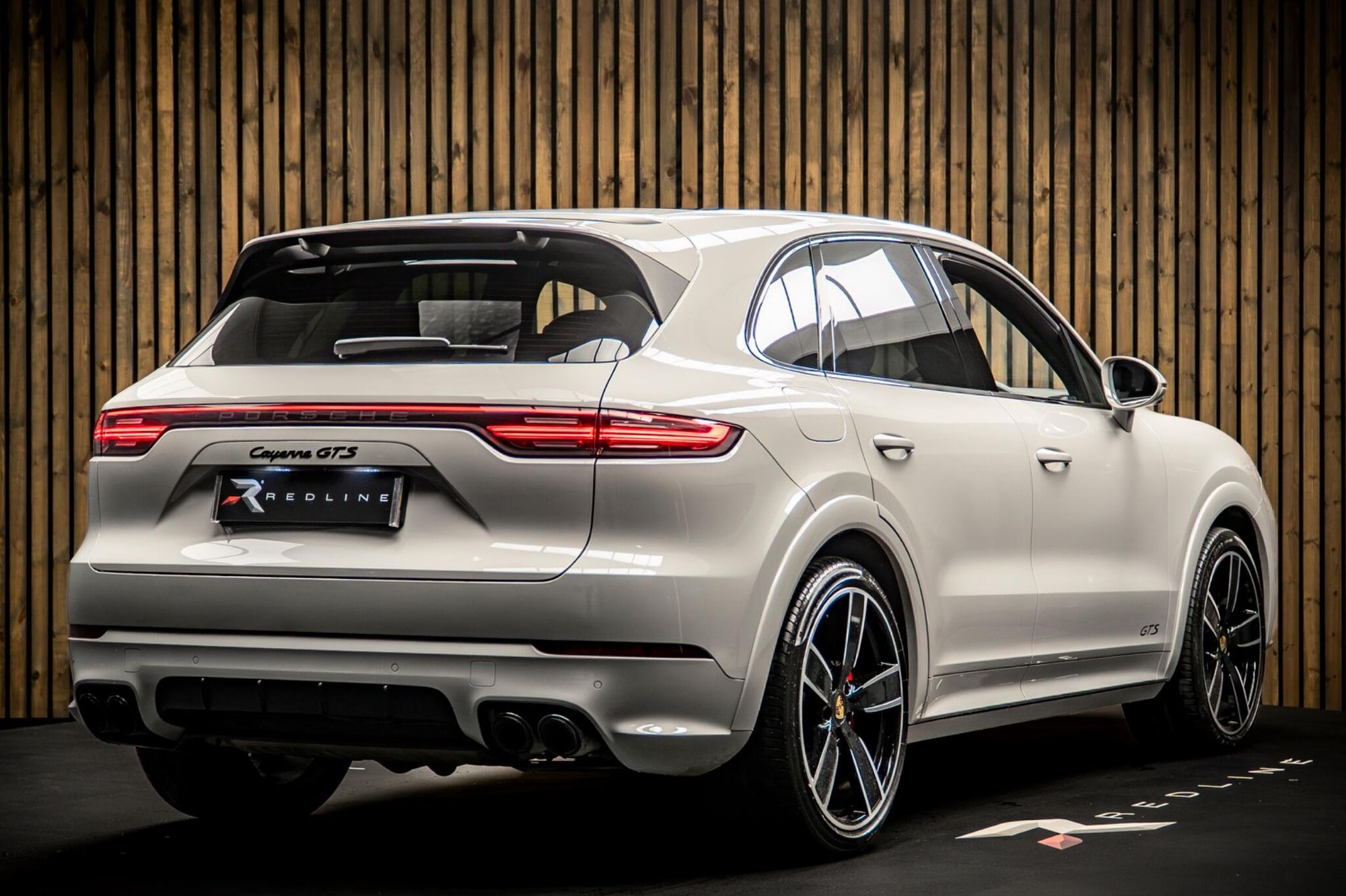 PORSCHE CAYENNE ESTATE GTS 5dr Tiptronic S for sale UK - Slide 4