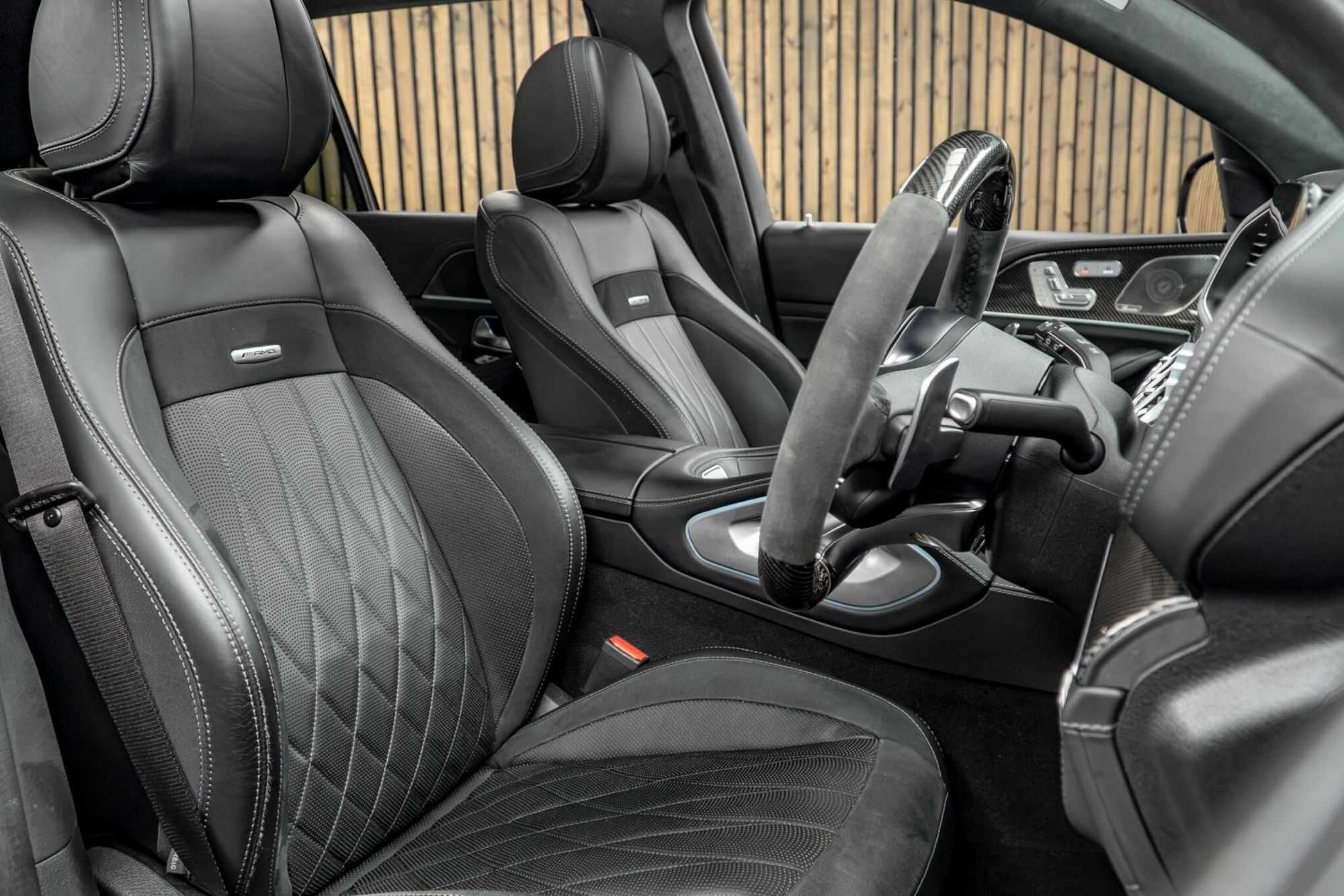 MERCEDES-BENZ GLS AMG ESTATE GLS 63 4Matic+ Night Edition Executive 5dr TCT for sale UK - Slide 2