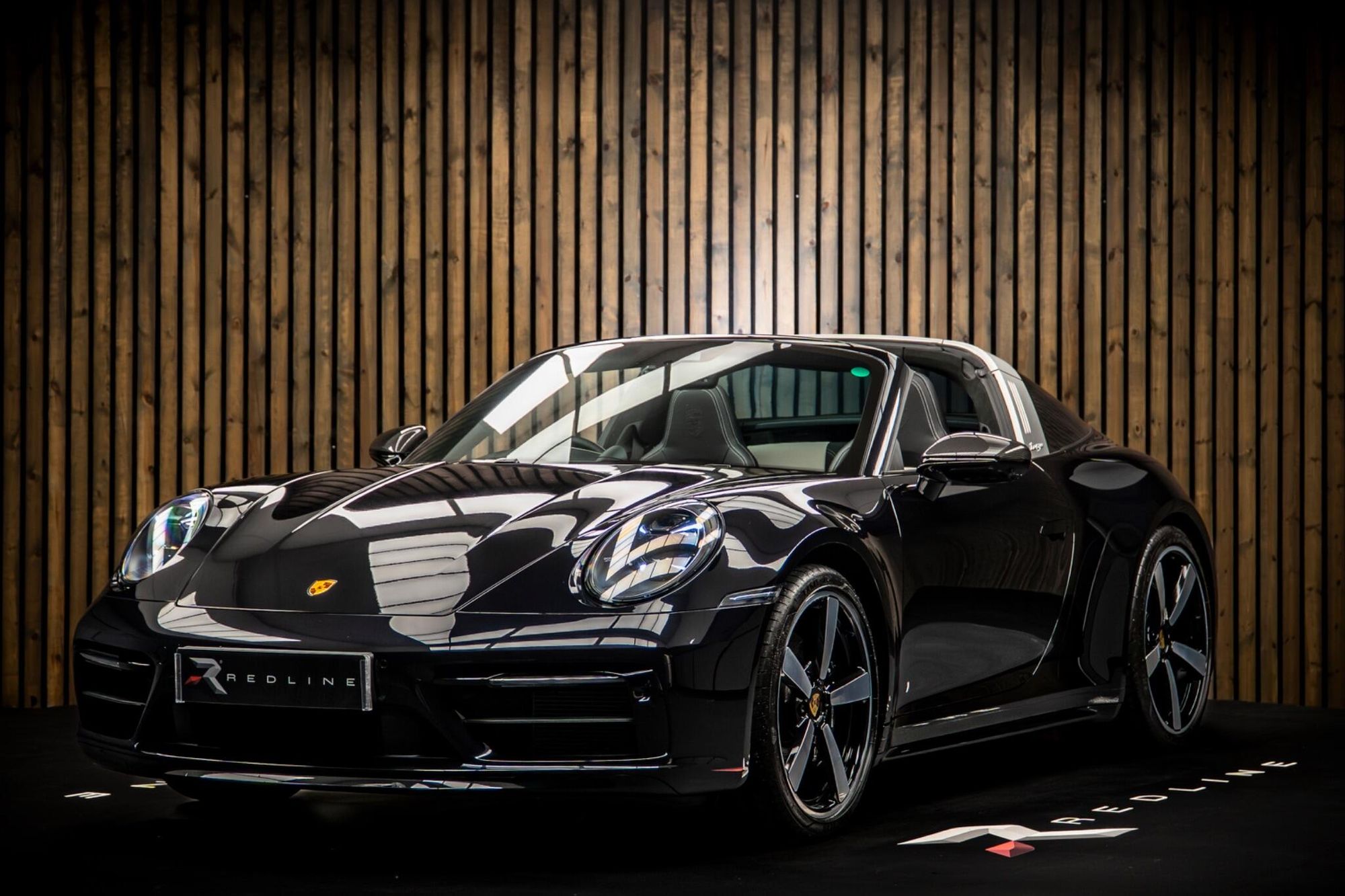 PORSCHE 911 [992] TARGA 4 S 2dr PDK for sale UK - Slide 7