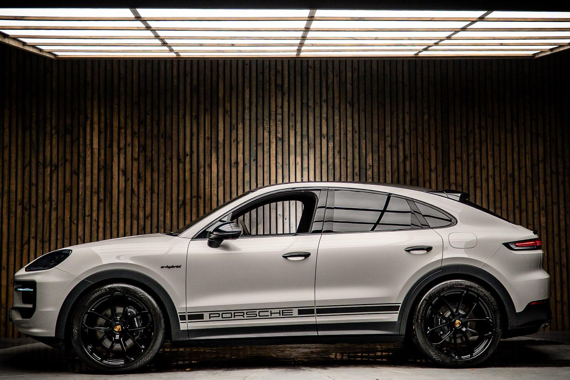 PORSCHE CAYENNE COUPE E-Hybrid 5dr Tiptronic S for sale UK - Slide 7