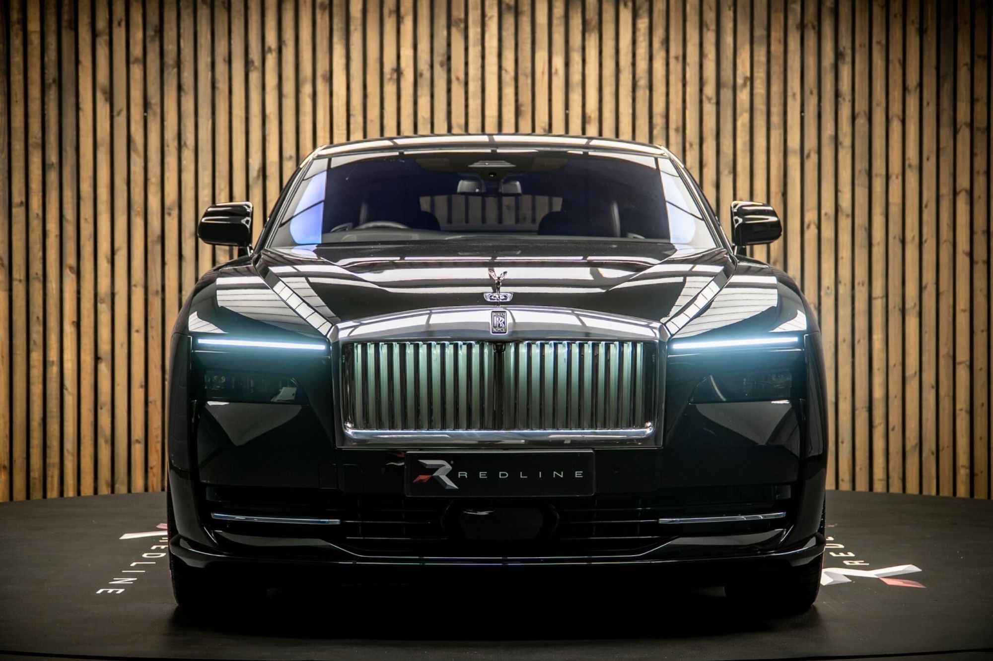 ROLLS-ROYCE SPECTRE COUPE 430kW 102kWh 2dr Auto for sale UK - Slide 4