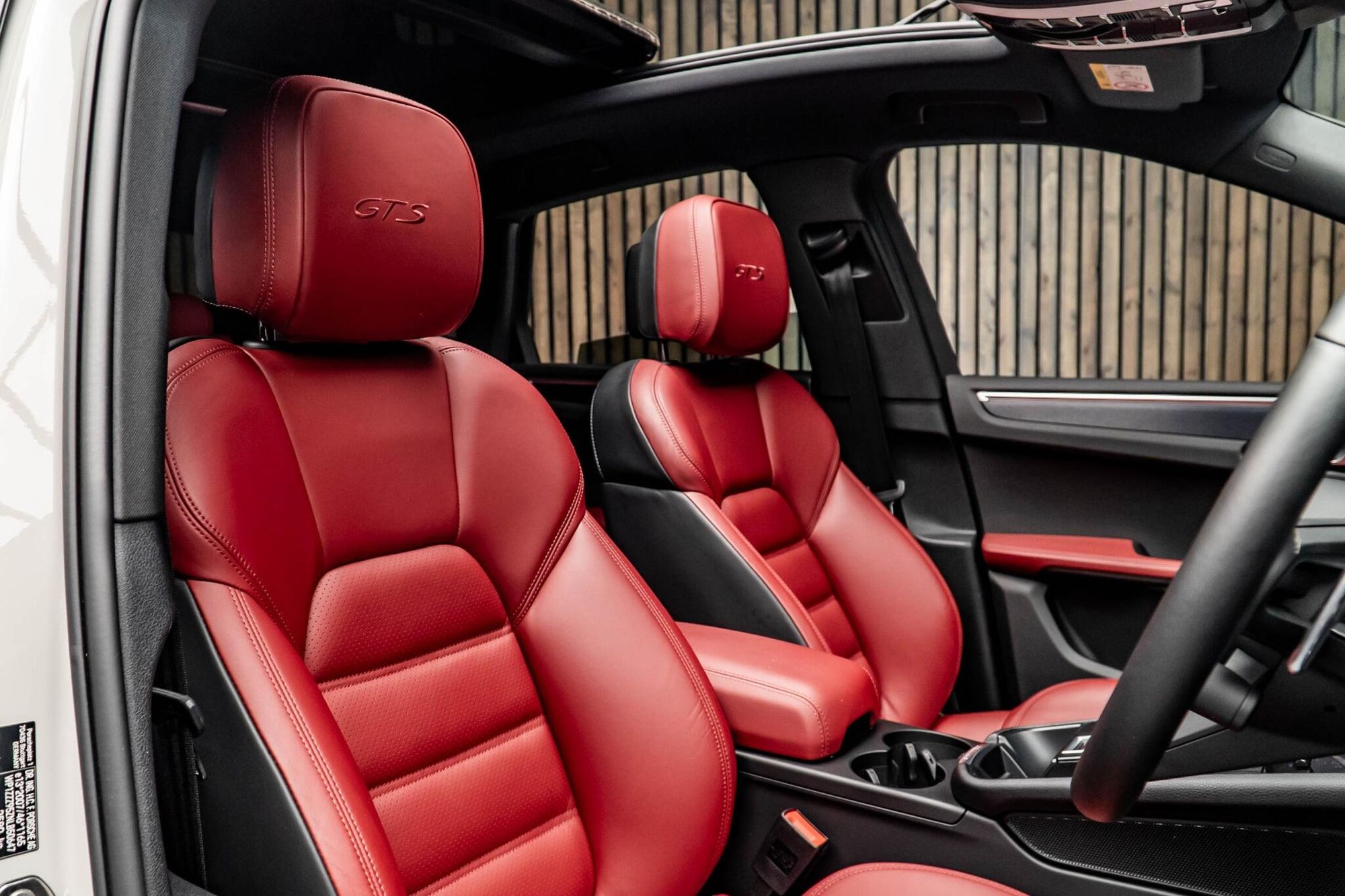 PORSCHE MACAN ESTATE GTS 5dr PDK for sale UK - Slide 2