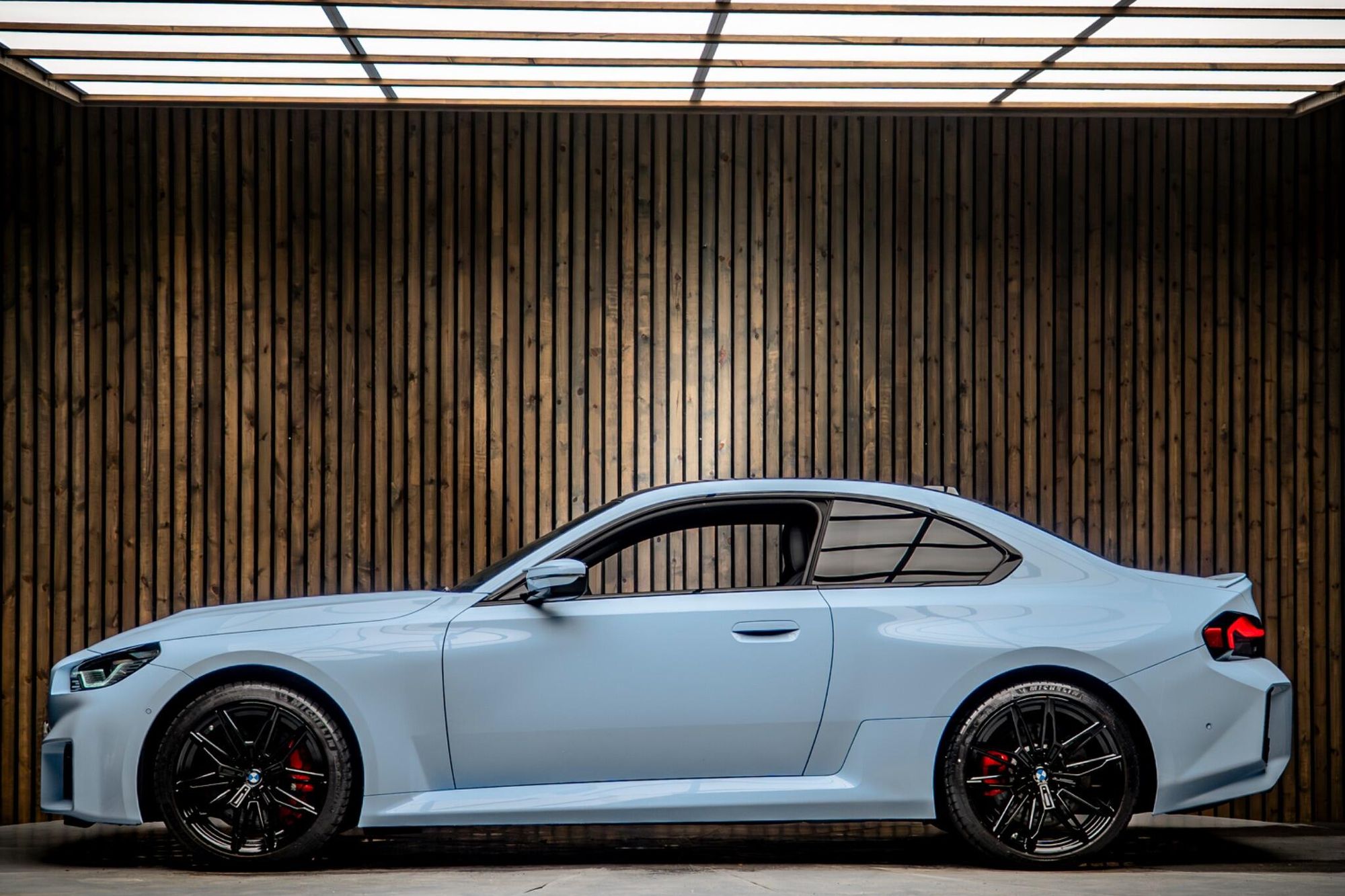 BMW M4 Coupe 3.0 Competition M xDrive 530 Steptronic 2 Door Auto for sale UK - Slide 7