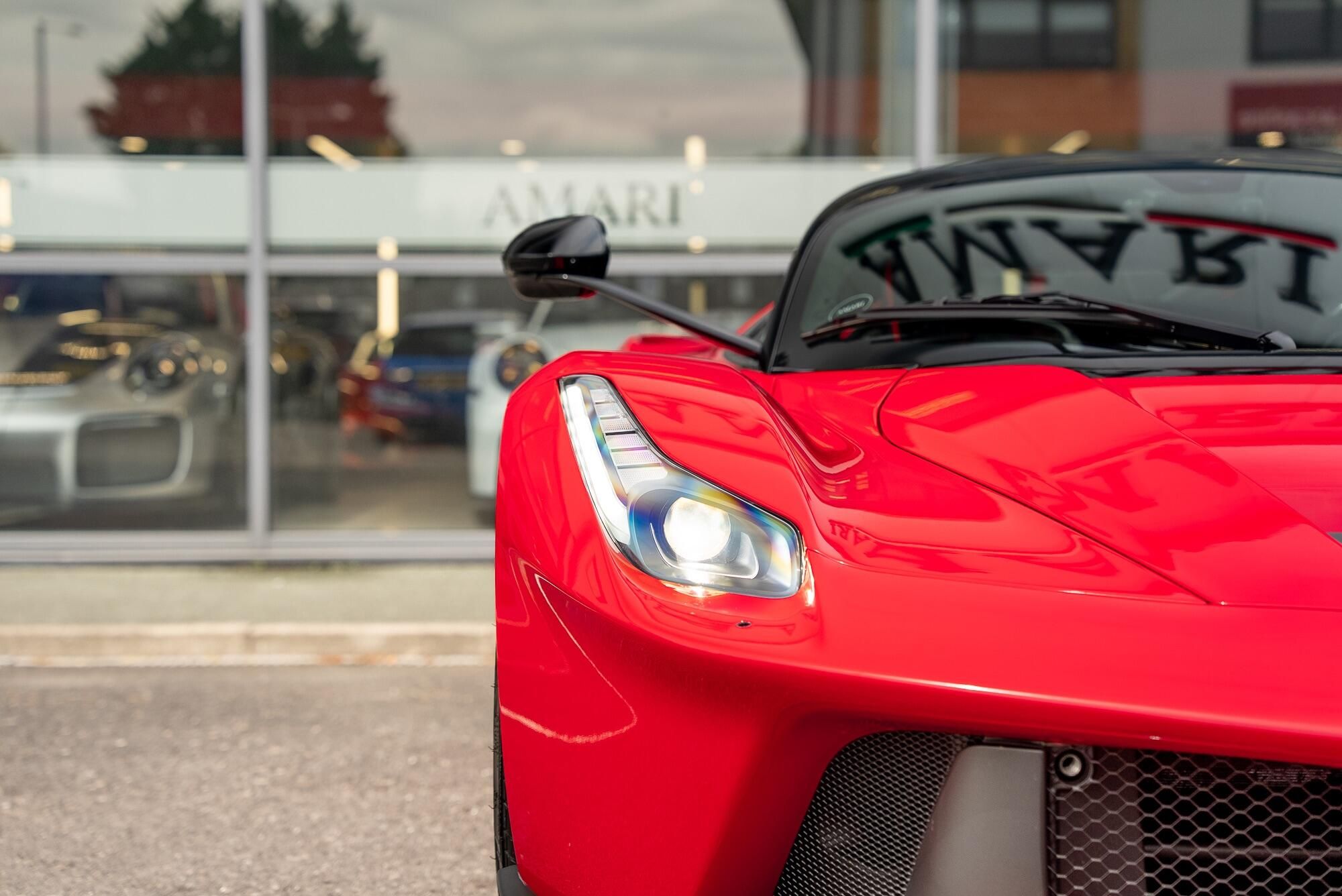 FERRARI LAFERRARI for sale UK - Slide 9