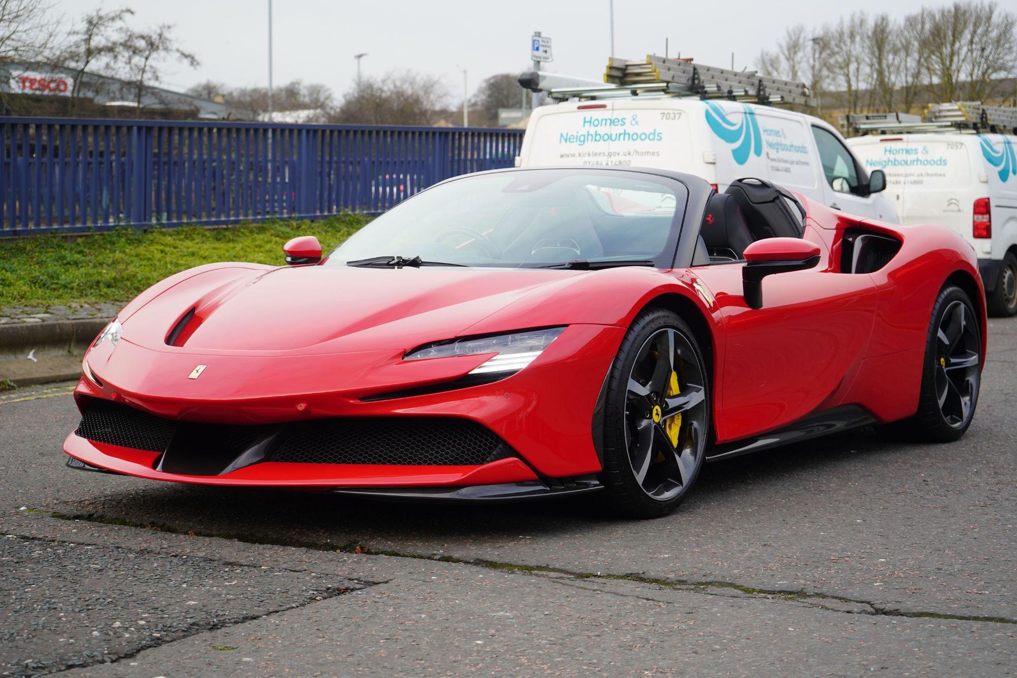 FERRARI SF90 SPIDER 2dr Auto for sale UK - Slide 10