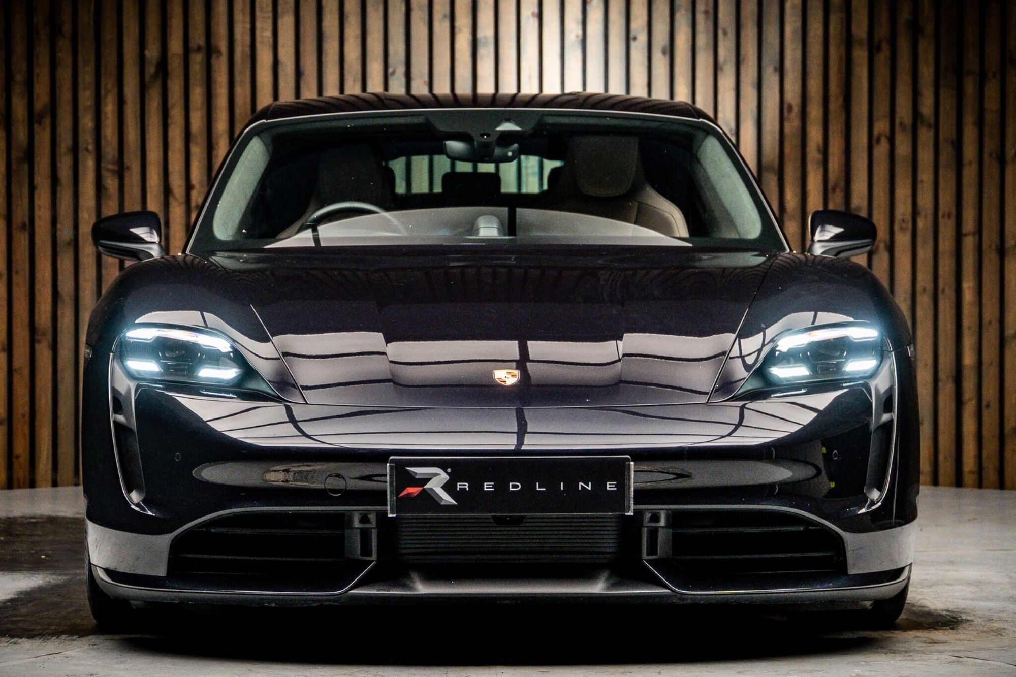 PORSCHE TAYCAN SALOON 500kW Turbo 93kWh 4dr Auto for sale UK - Slide 5