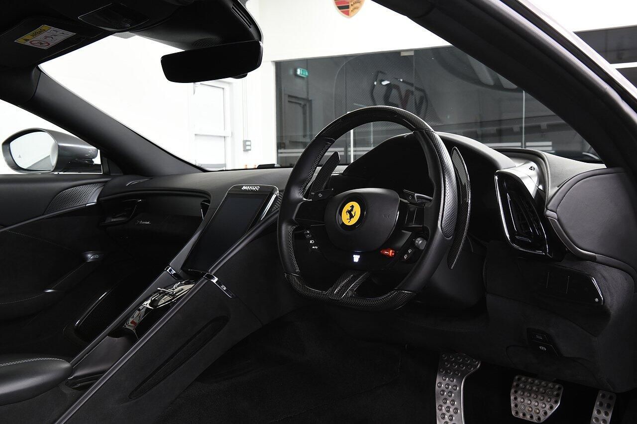 FERRARI ROMA 2dr Auto for sale UK - Slide 4