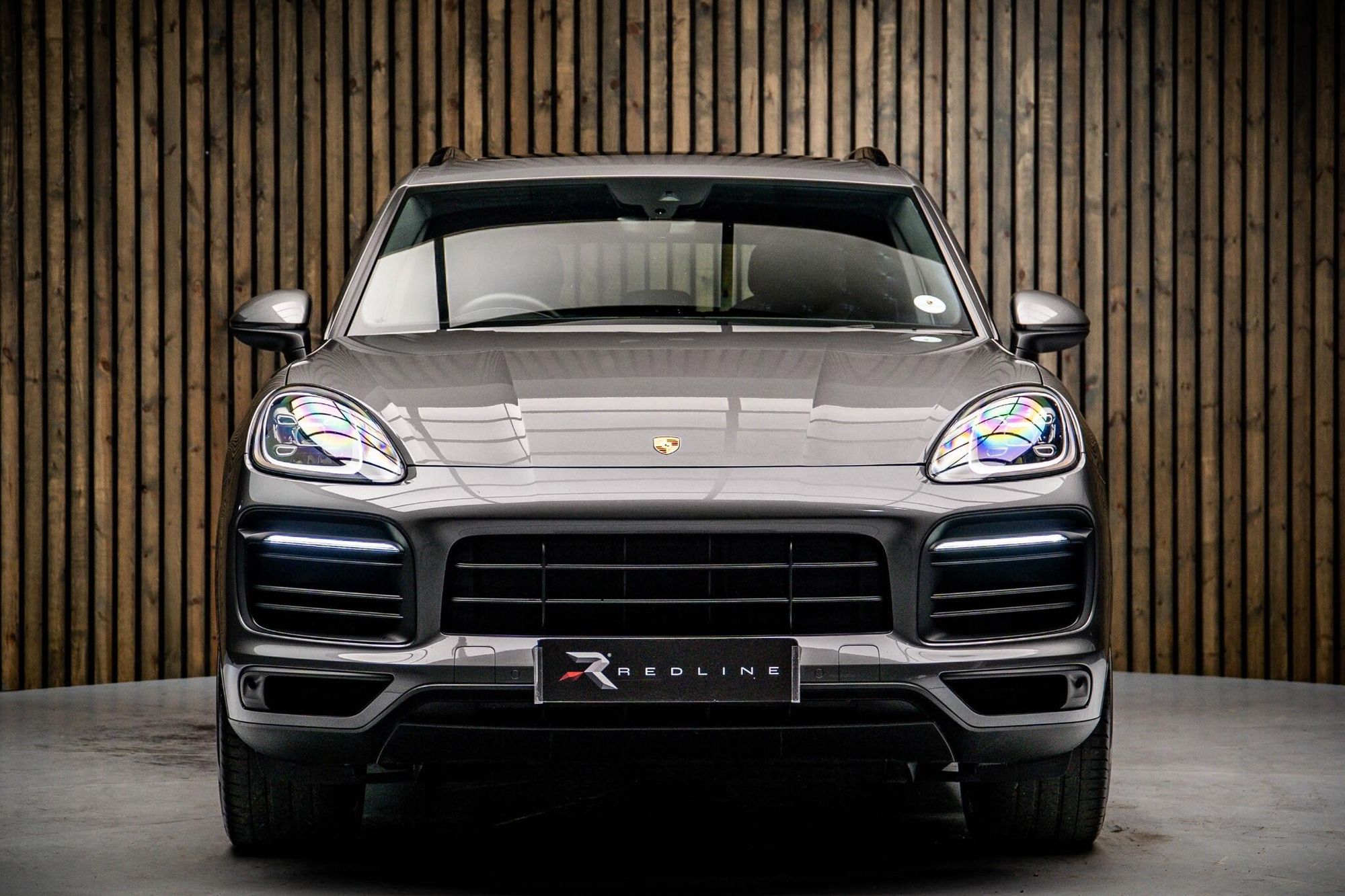 Porsche Cayenne 3.0 V6 Black Edition Tiptronic S 5 Door Auto for sale UK - Slide 5