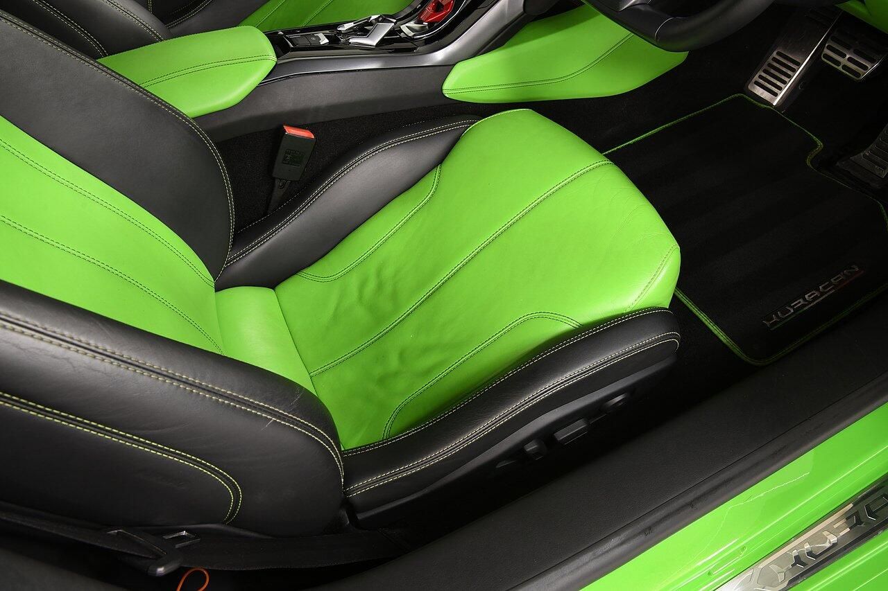 LAMBORGHINI HURACAN COUPE LP 610-4 2dr LDF for sale UK - Slide 10