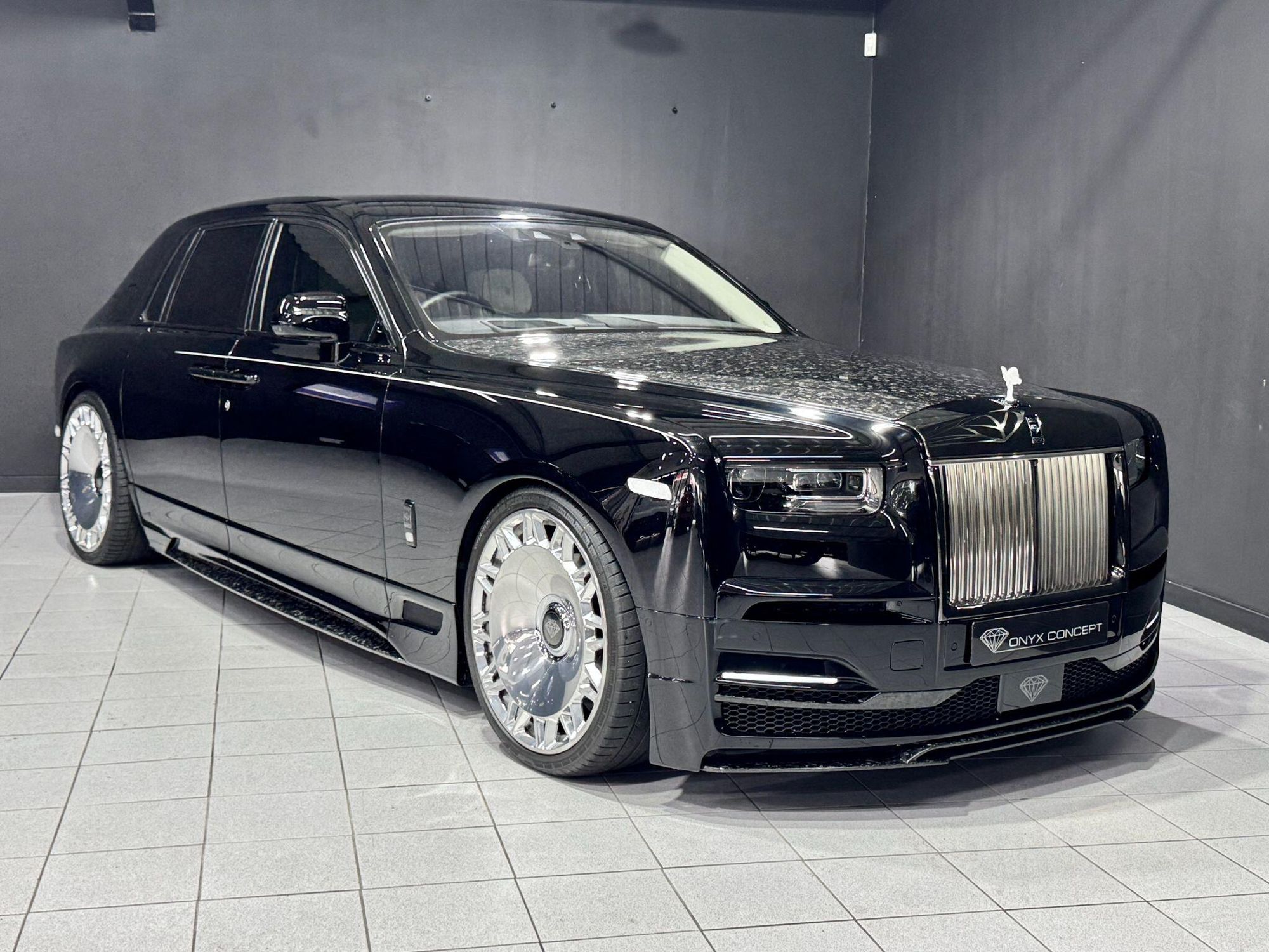 Rolls-Royce Phantom II Saloon 6.7 4 Door Auto for sale UK - Slide 5