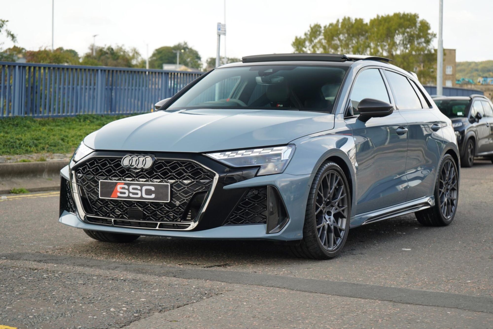 AUDI RS3 RS 3 SPORTBACK RS 3 TFSI Quattro Carbon Vorsprung 5dr S Tronic for sale UK - Slide 7