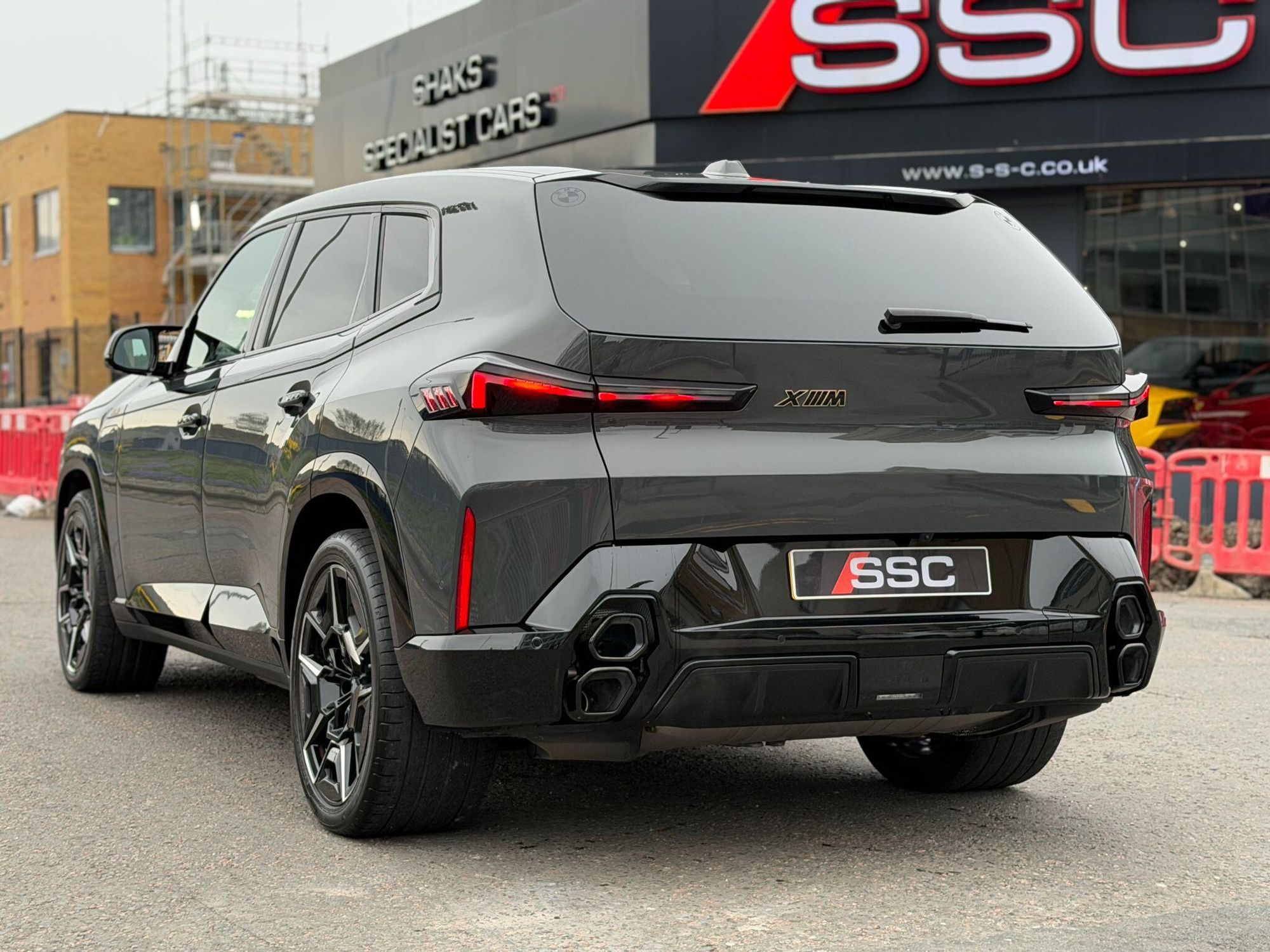 BMW XM Suv 4.4 xDrive Label Phev 29.5kWh 5 Door Auto for sale UK - Slide 9