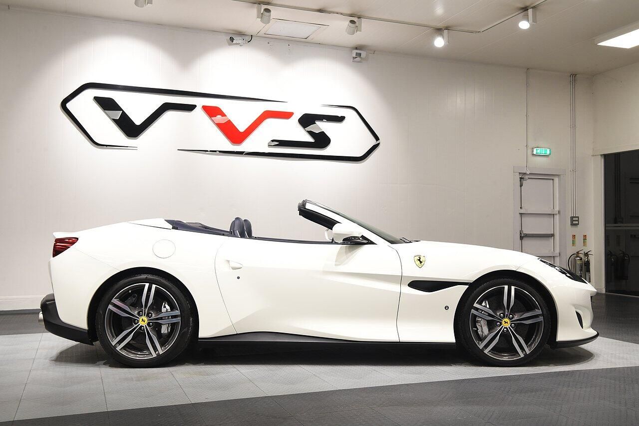 FERRARI PORTOFINO CONVERTIBLE GT 2dr Auto for sale UK - Slide 2
