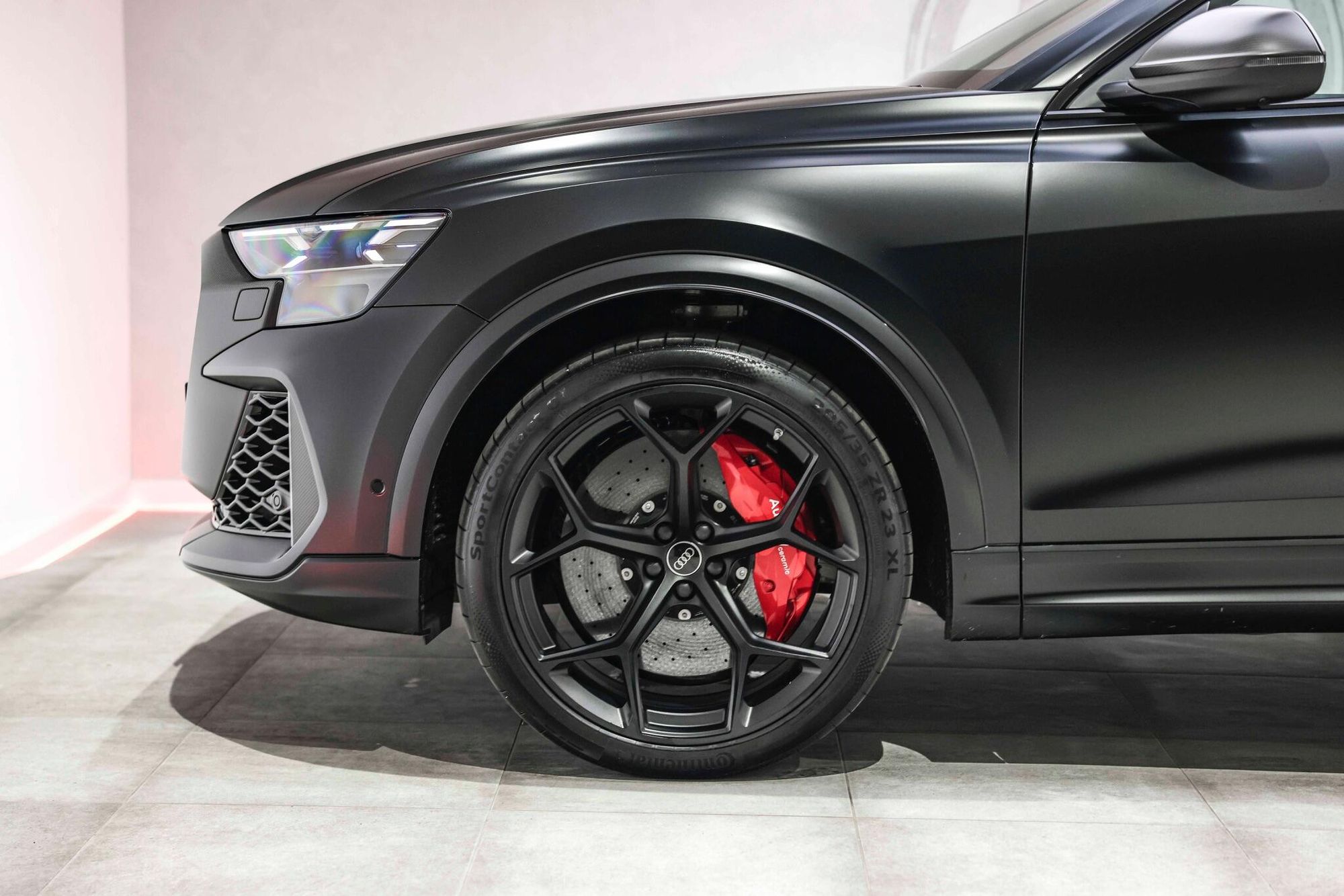 AUDI Q8 ESTATE SQ8 TFSI Quattro Vorsprung 5dr Tiptronic for sale UK - Slide 4