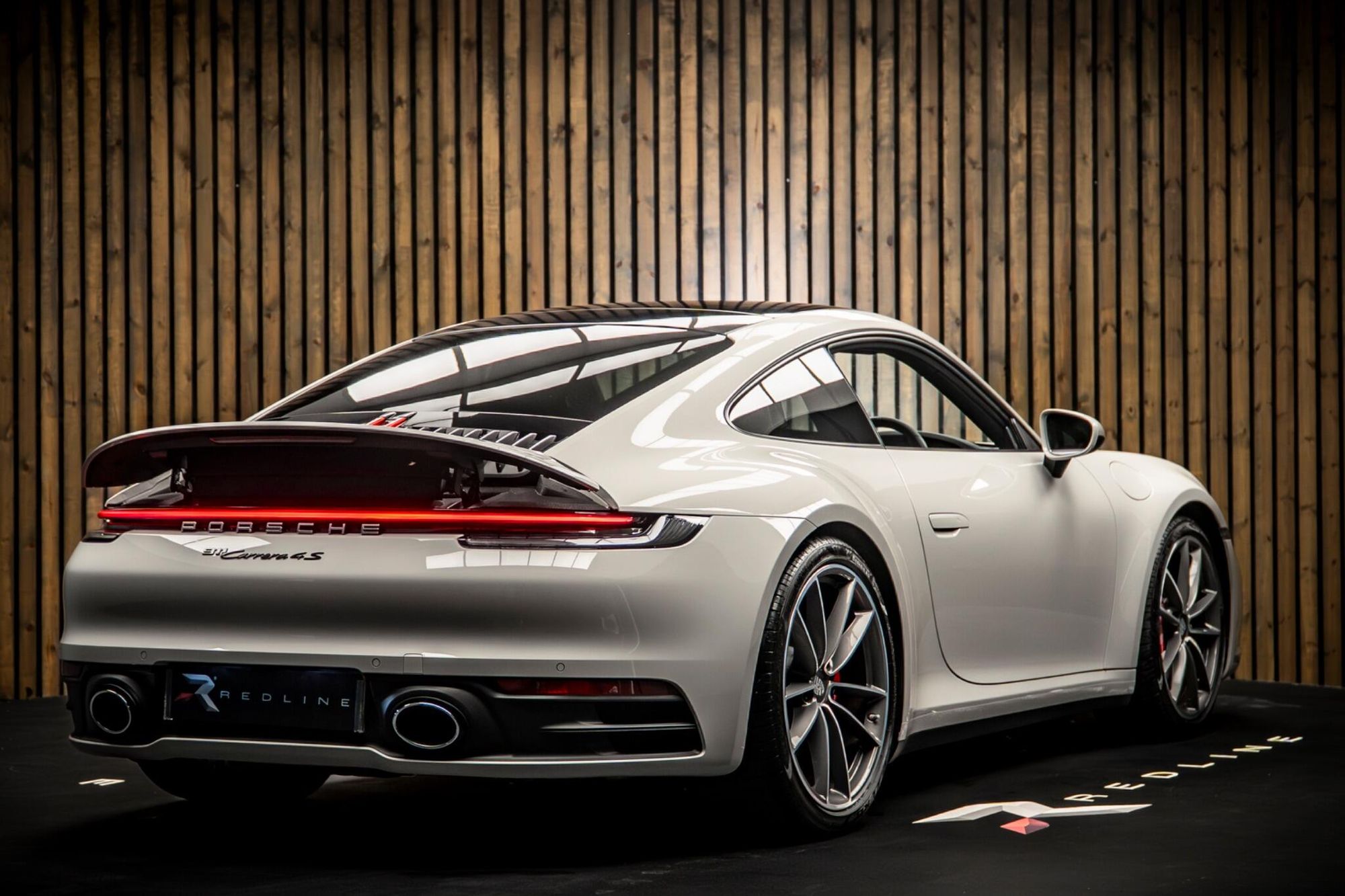 PORSCHE 911 [992] CARRERA 4 COUPE S 2dr PDK for sale UK - Slide 4
