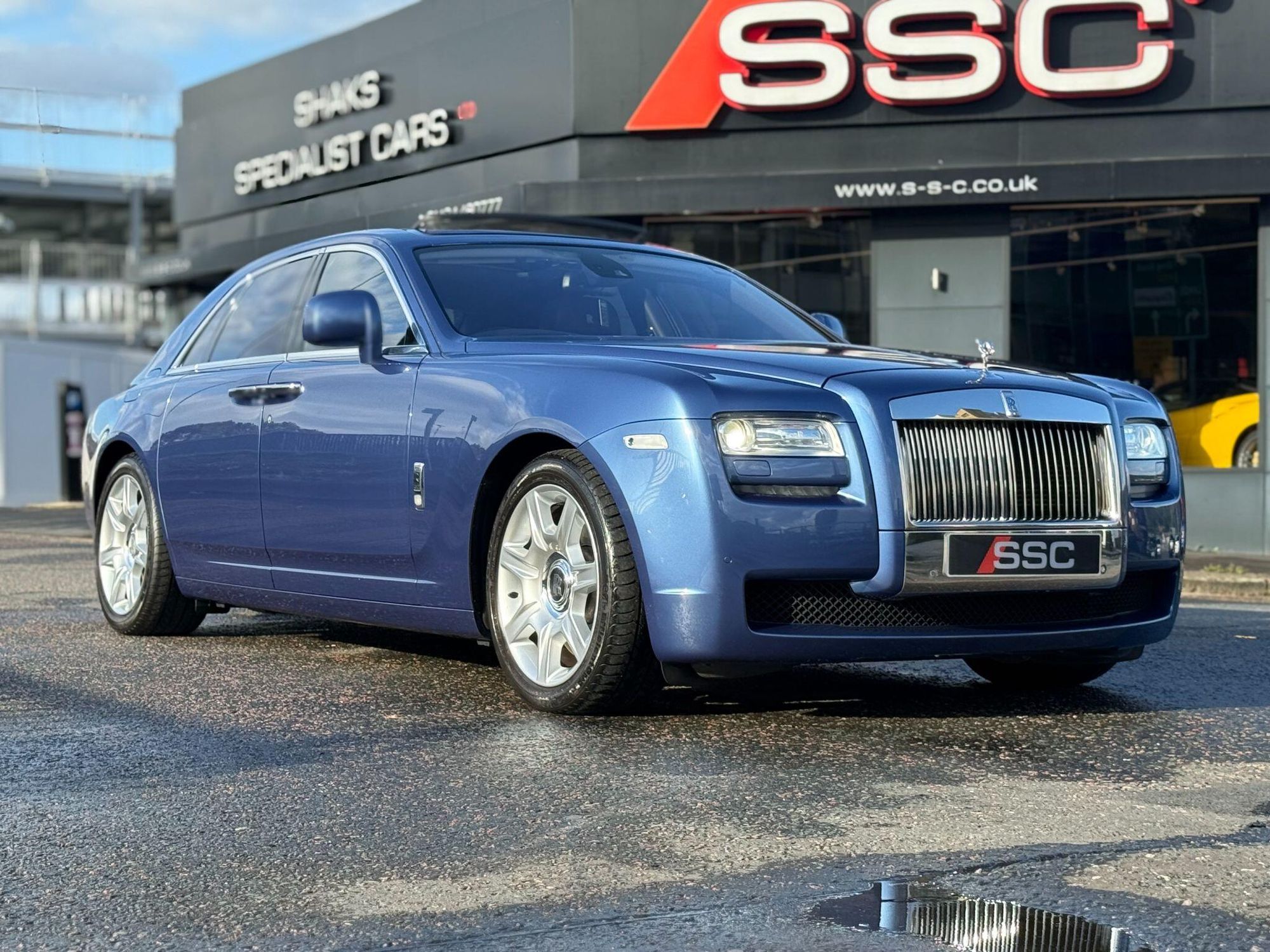 ROLLS-ROYCE GHOST SALOON 4dr Auto for sale UK - Slide 5