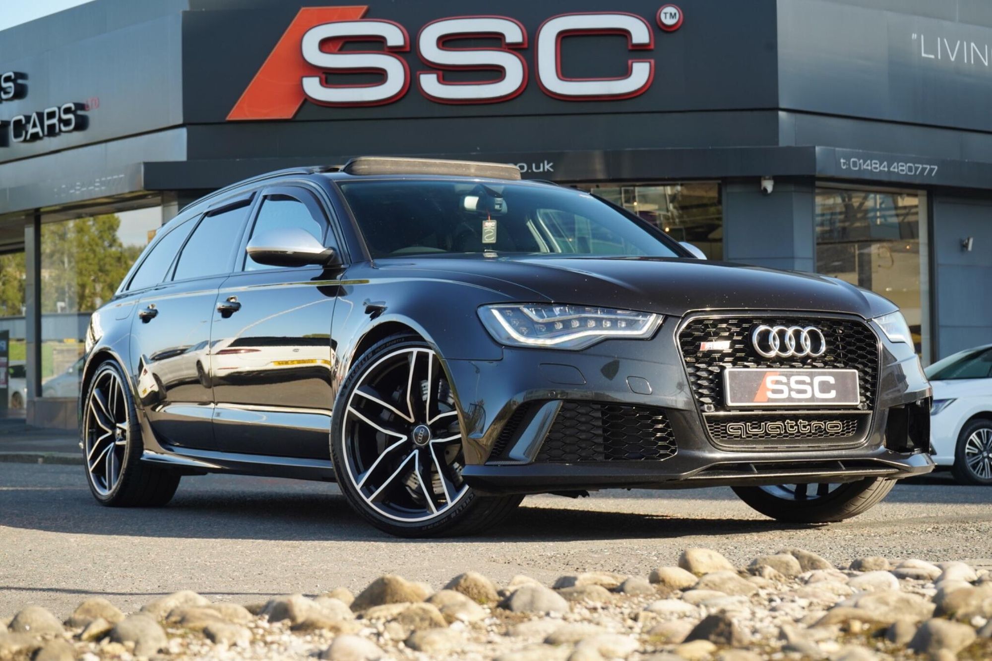 AUDI RS6 AVANT 4.0T FSI V8 Bi-Turbo RS6 Quattro 5dr Tip Auto for sale UK