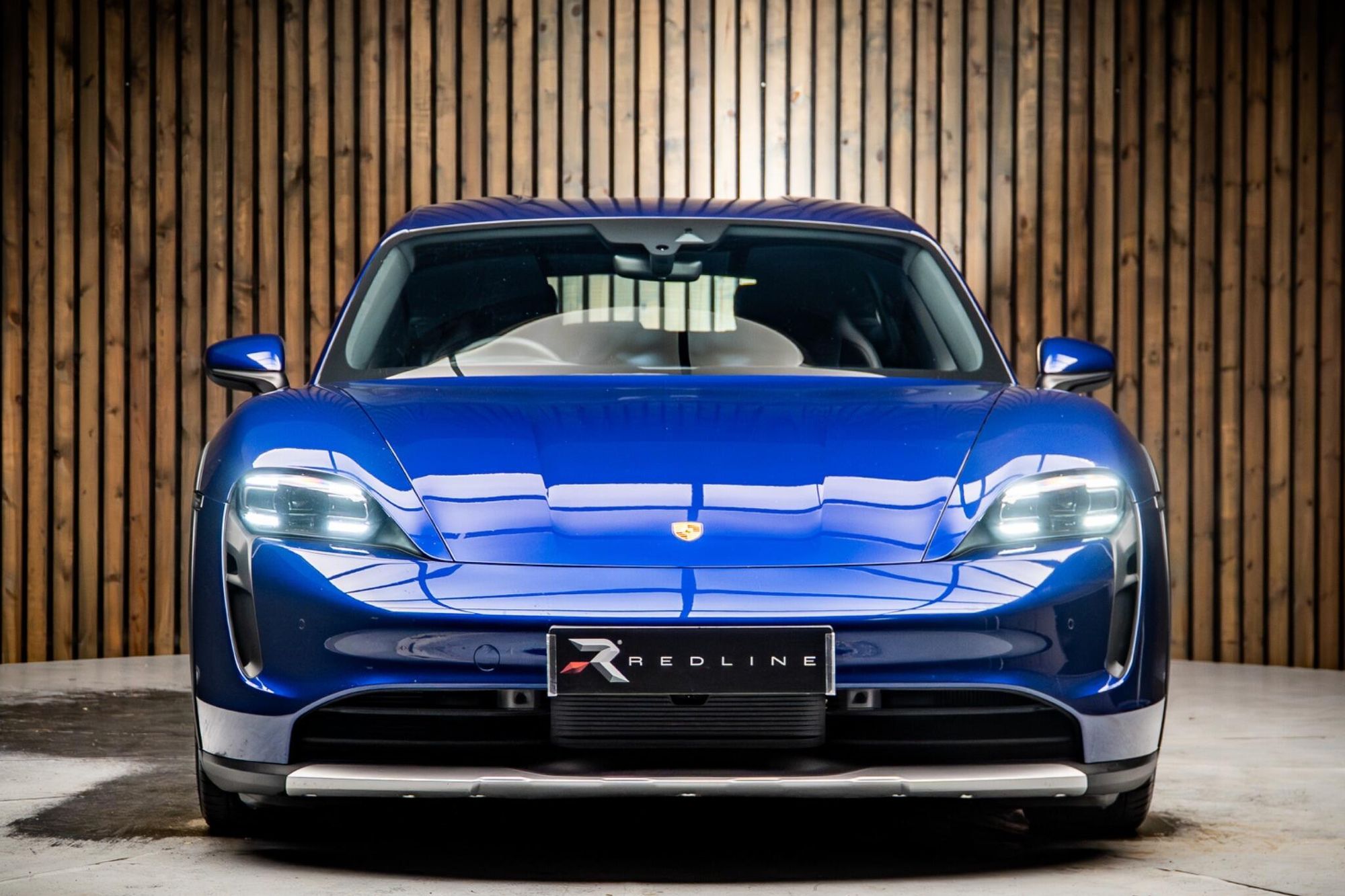 PORSCHE TAYCAN CROSS TURISMO 420kW 4S 93kWh 5dr Auto for sale UK - Slide 5