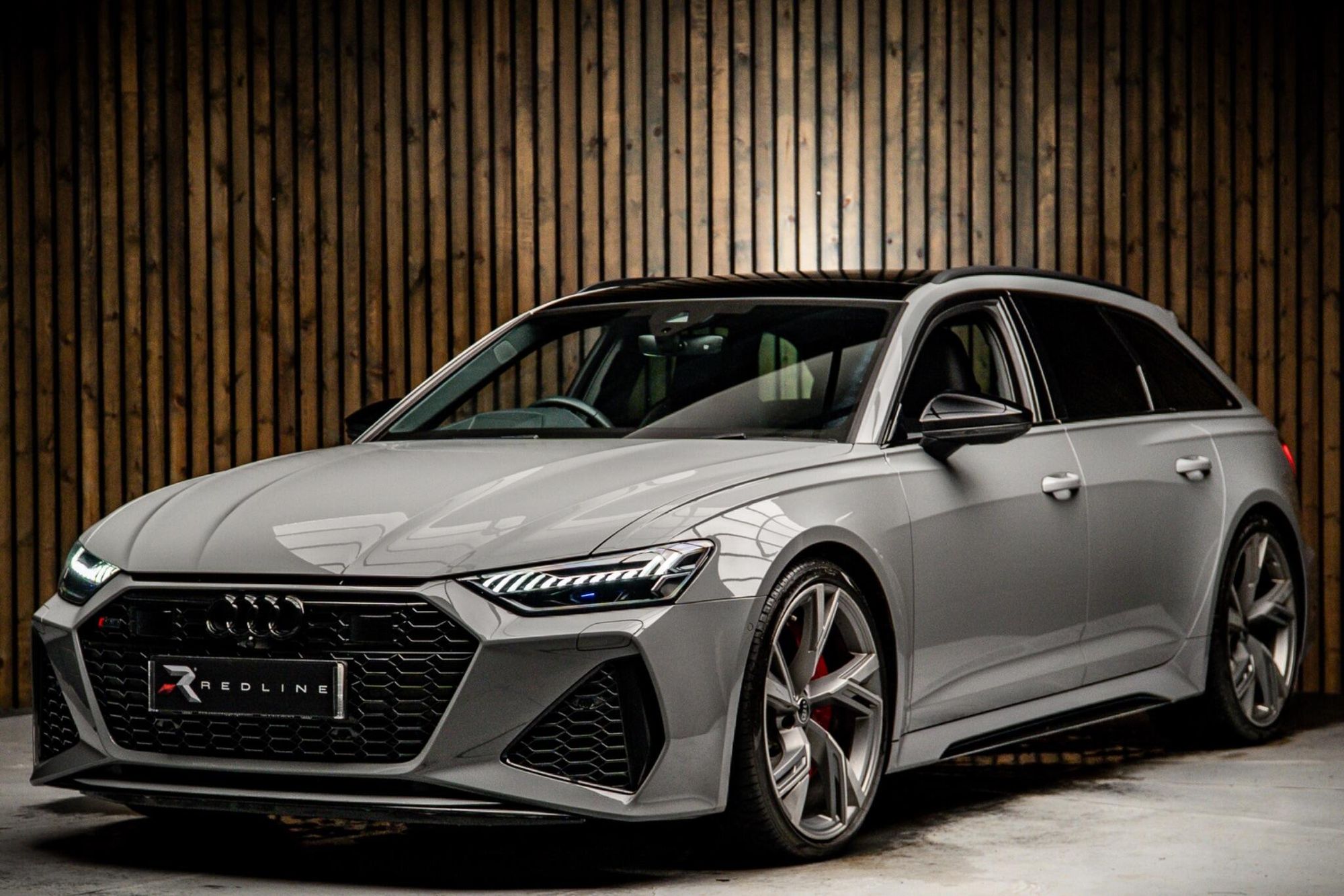 AUDI RS6 RS 6 AVANT RS 6 TFSI Quattro Vorsprung 5dr Tiptronic for sale UK - Slide 8