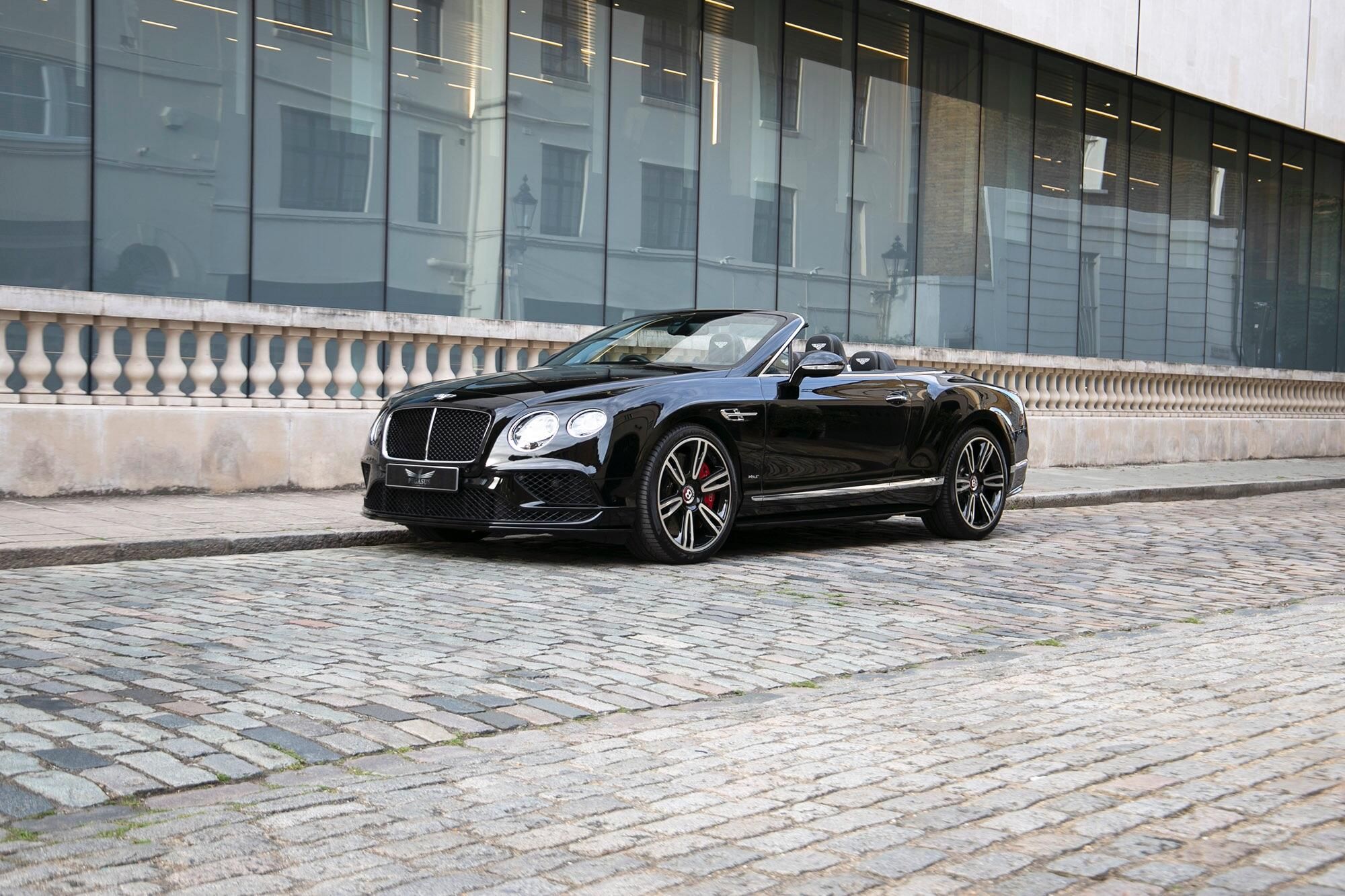 BENTLEY CONTINENTAL GTC CONVERTIBLE 4.0 V8 S 2dr Auto for sale UK - Slide 2