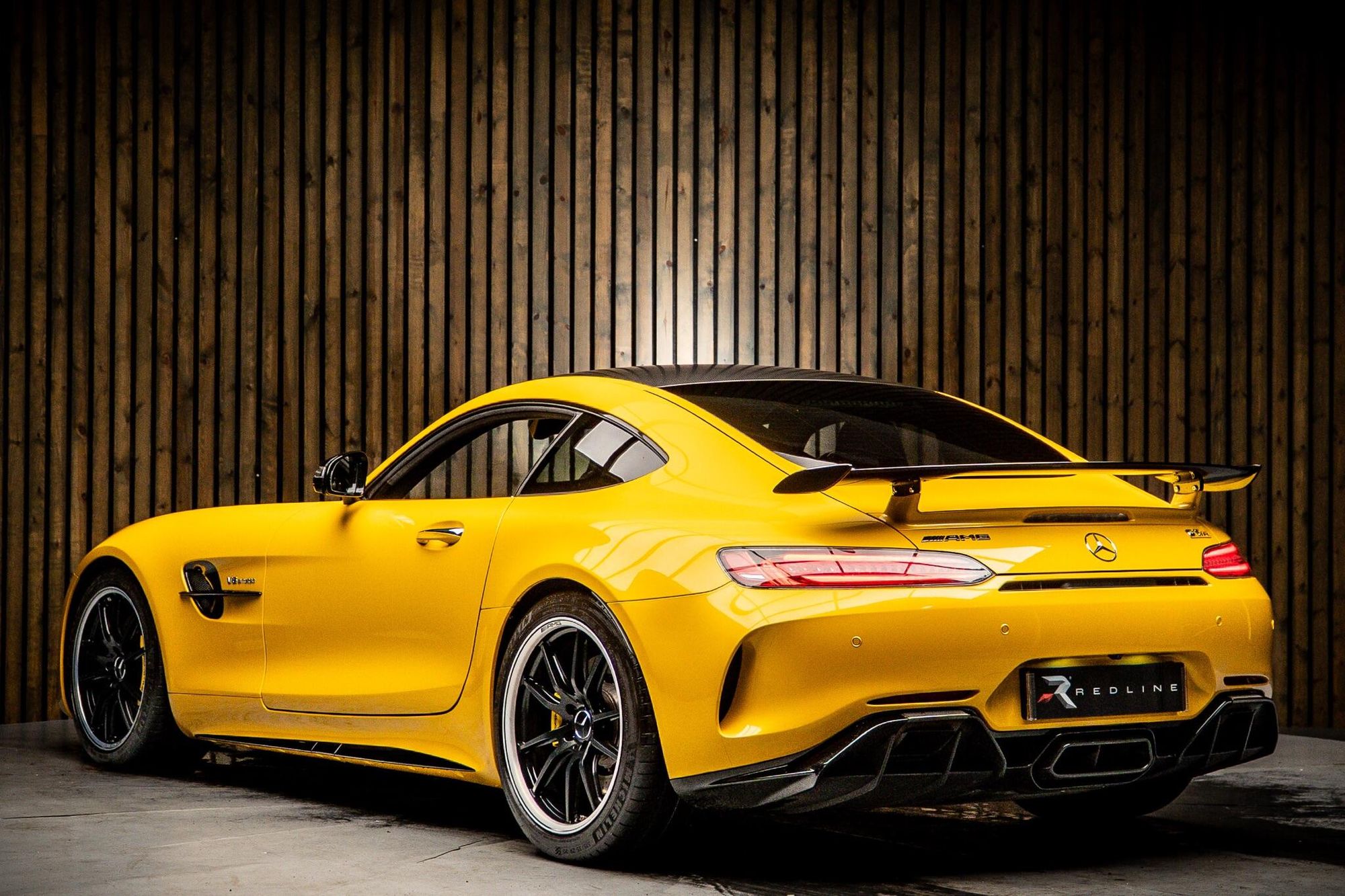 MERCEDES-BENZ AMG GT COUPE GT R Premium 2dr Auto for sale UK - Slide 3