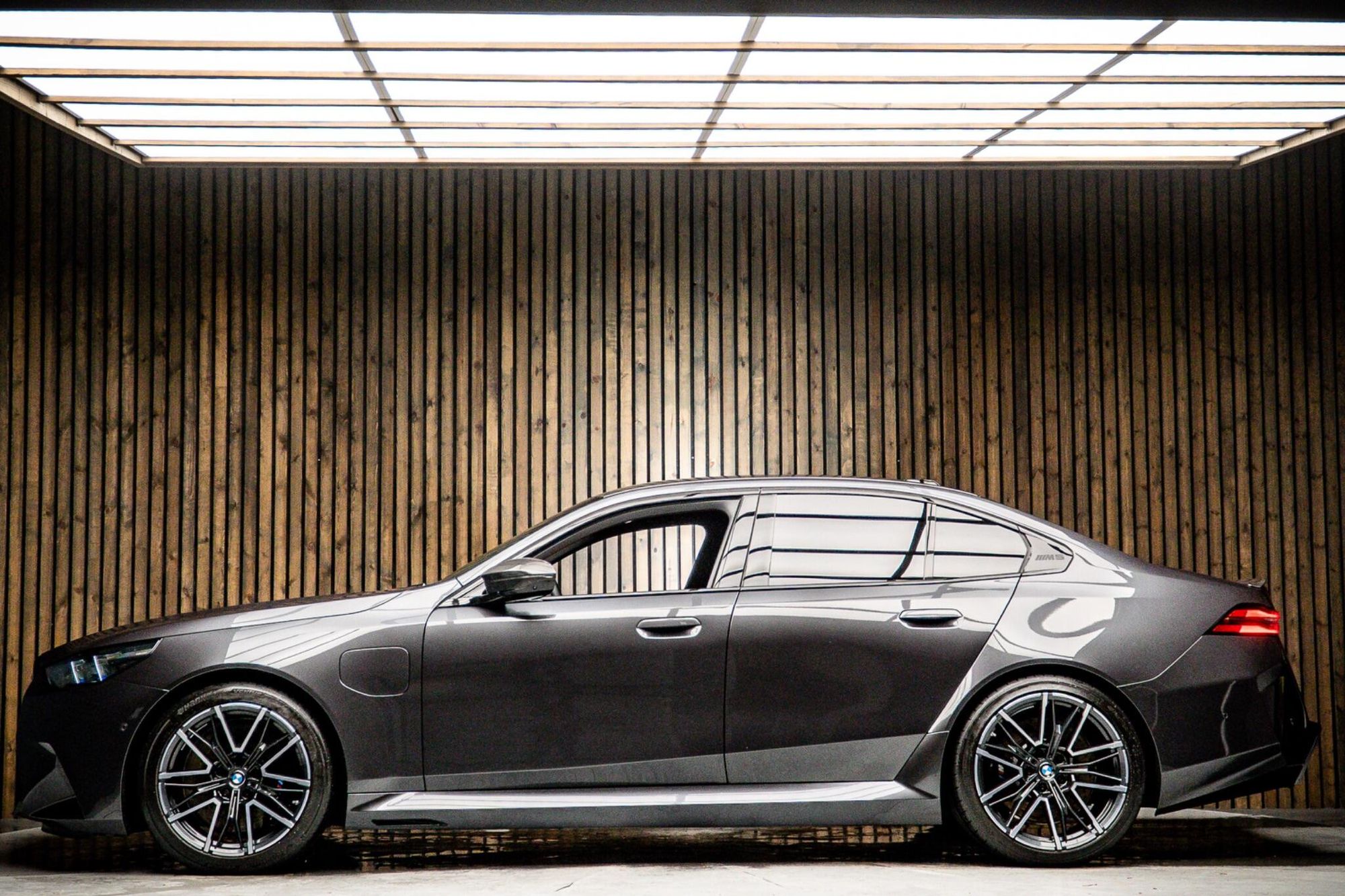 BMW M5 SALOON M5 4dr DCT [Ultimate Pack] for sale UK - Slide 7