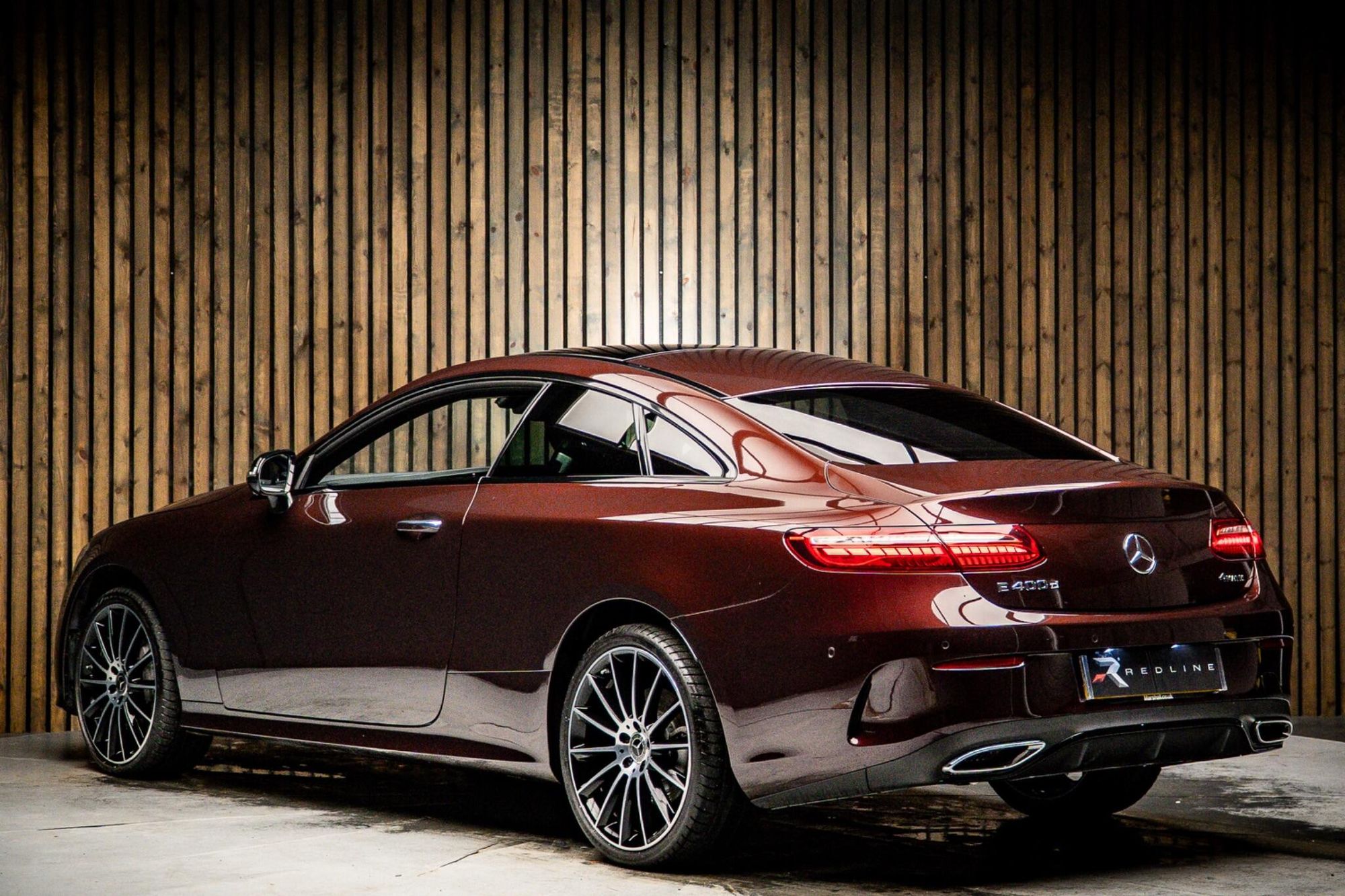 MERCEDES-BENZ E CLASS DIESEL COUPE E400d 4Matic AMG Line Night Ed Pre+ 2dr 9G-Tronic for sale UK - Slide 3